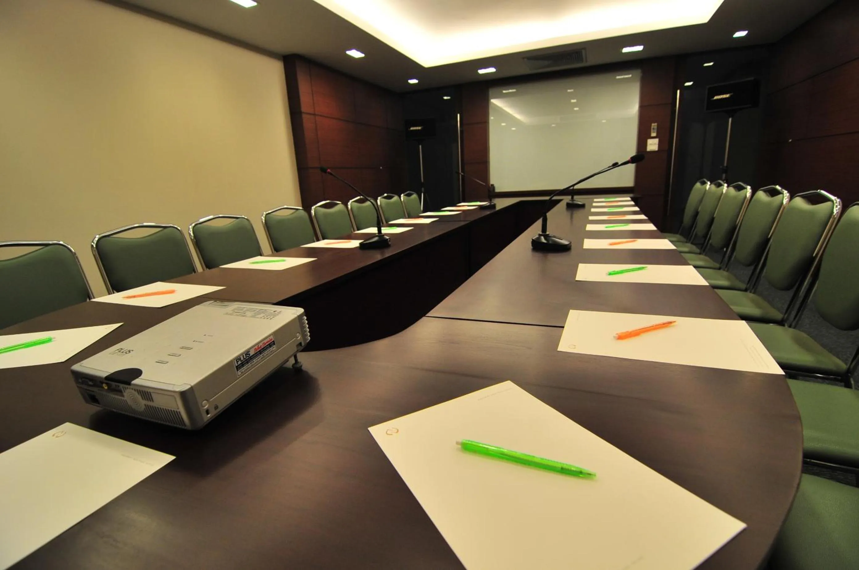 Business facilities in Navarat Heritage Hotel