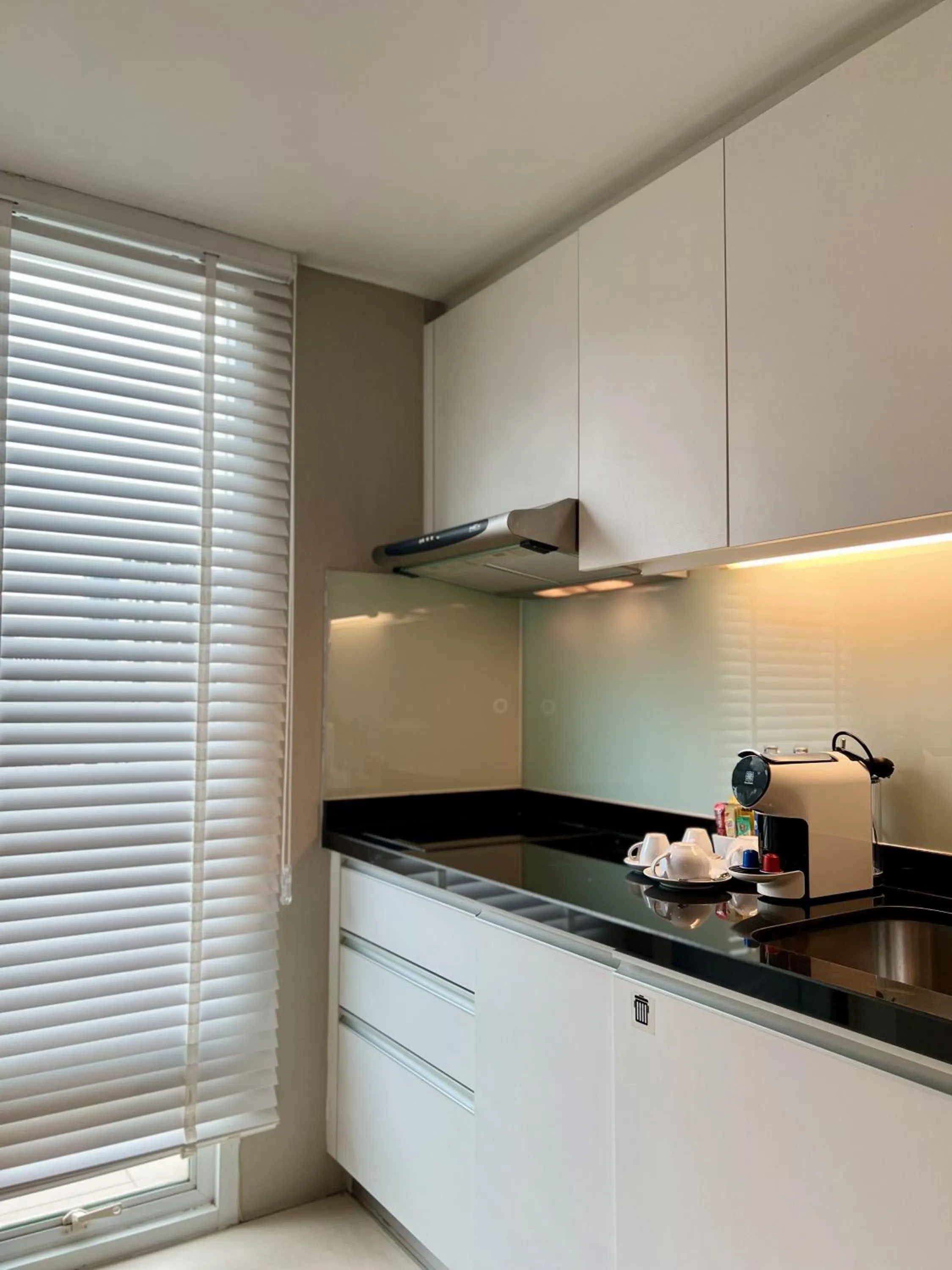 Coffee/tea facilities in Sora Resort & Suites Sukhumvit