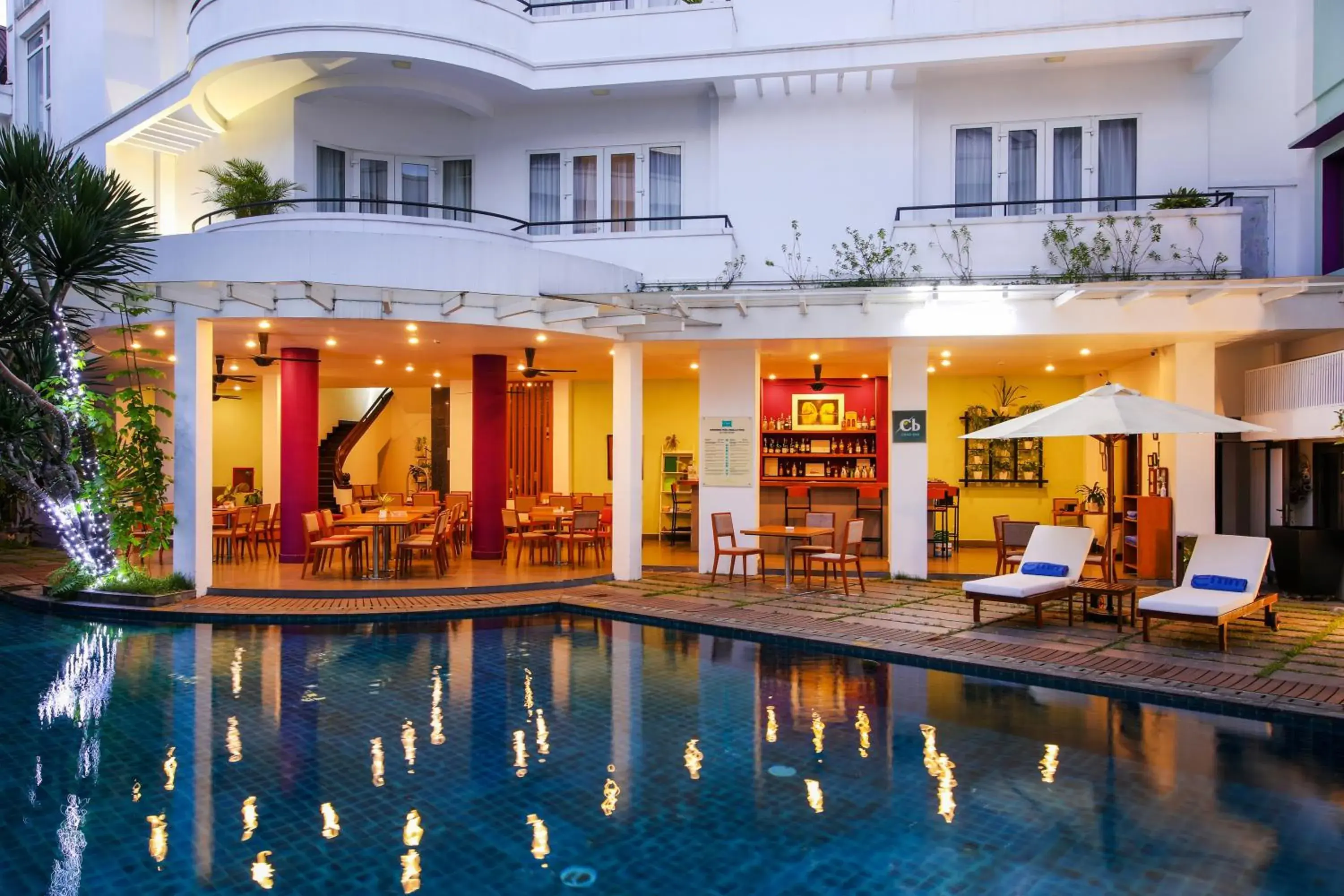 Pool view in ÊMM Hotel Hue Pool view in ÊMM Hotel Hue