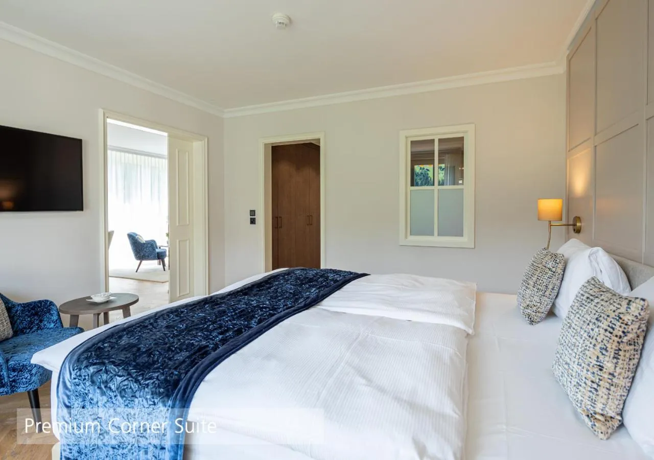 Bed in Lenkerhof gourmet spa resort - Relais & Châteaux