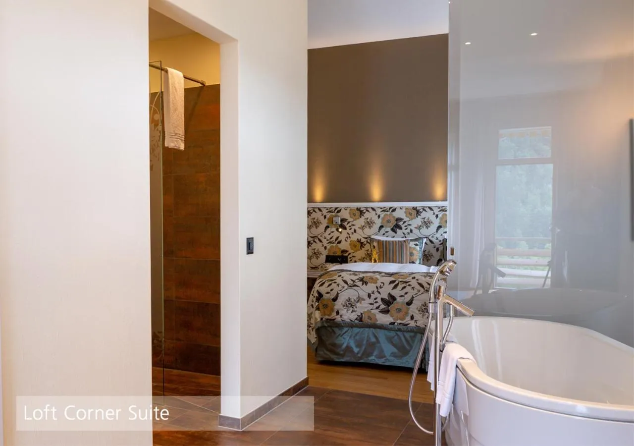 Bed in Lenkerhof gourmet spa resort - Relais & Châteaux