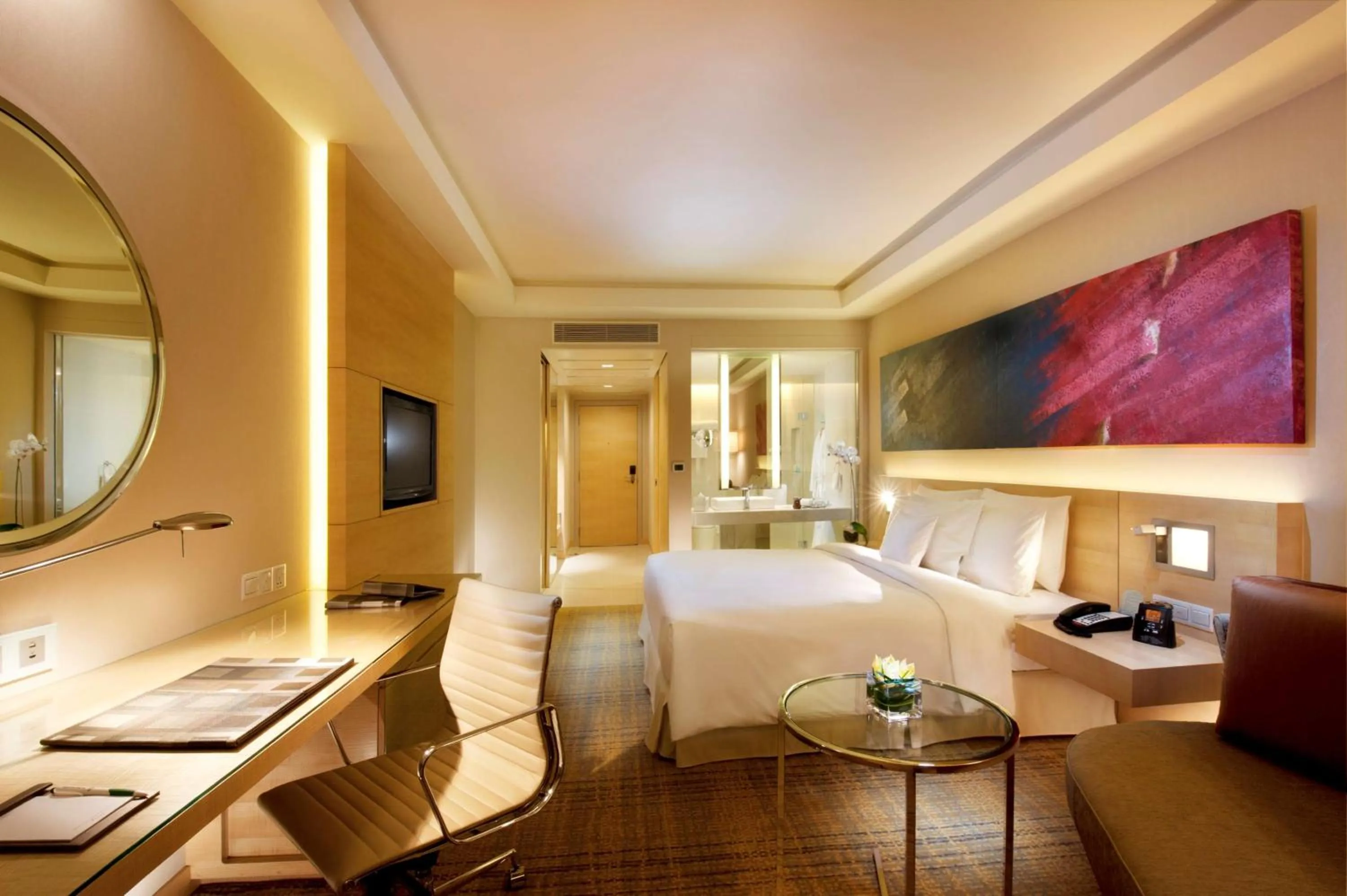 Bed in DoubleTree By Hilton Kuala Lumpur