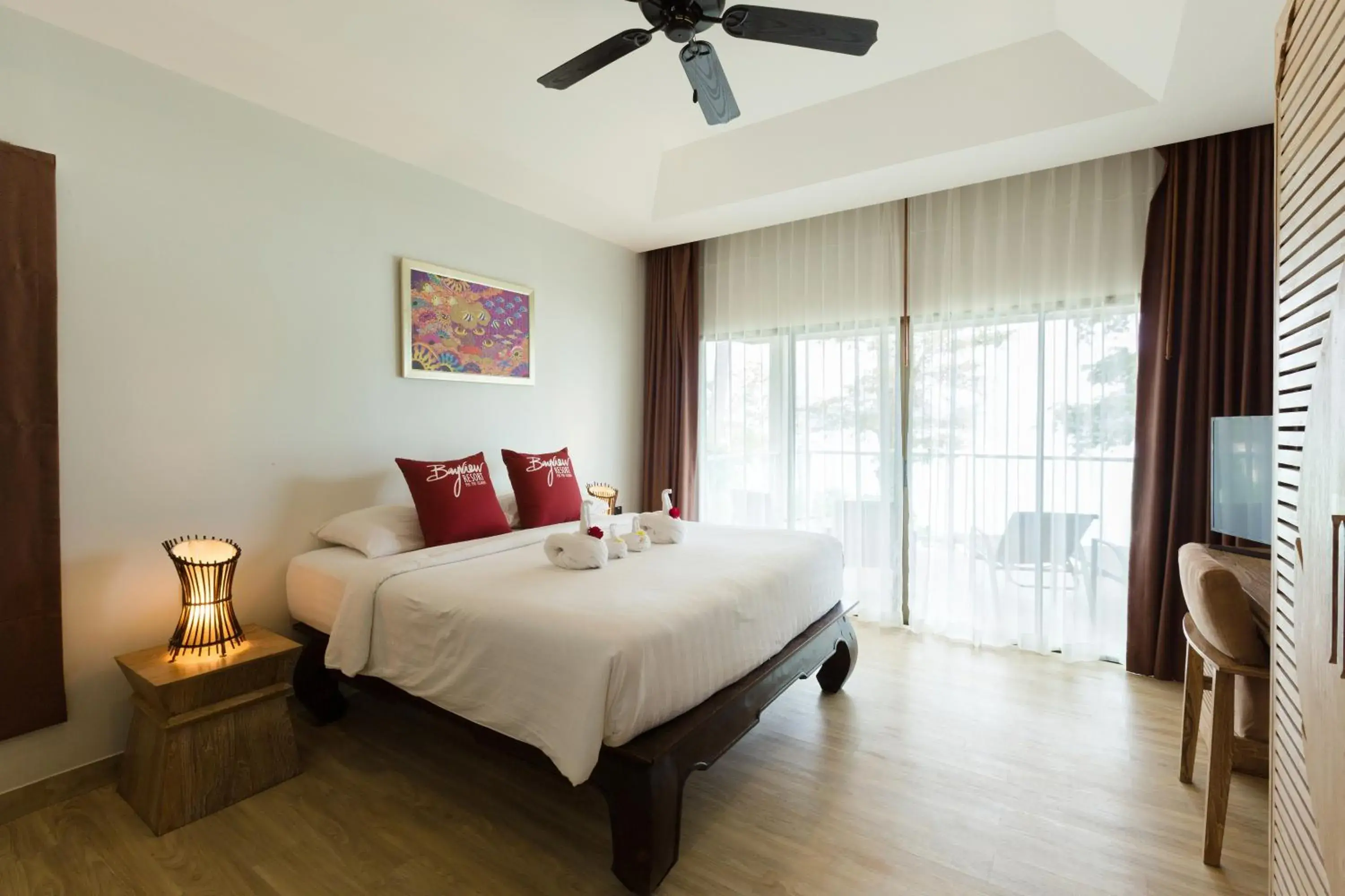 Bed in Phi Phi Bayview Resort Bed in Phi Phi Bayview Resort