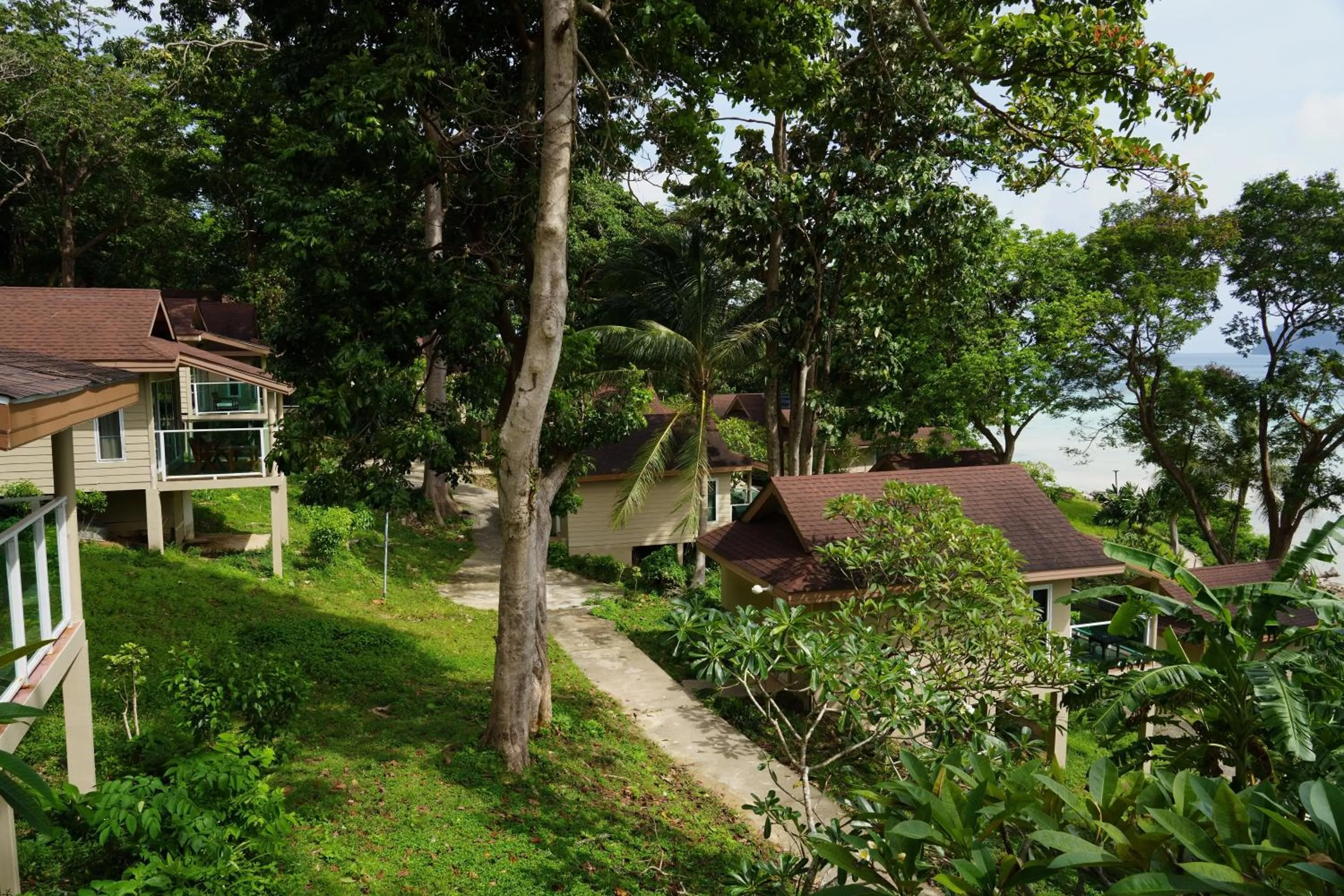 Property building in Bayview Resort Phi Phi Island - Beach Front Resort