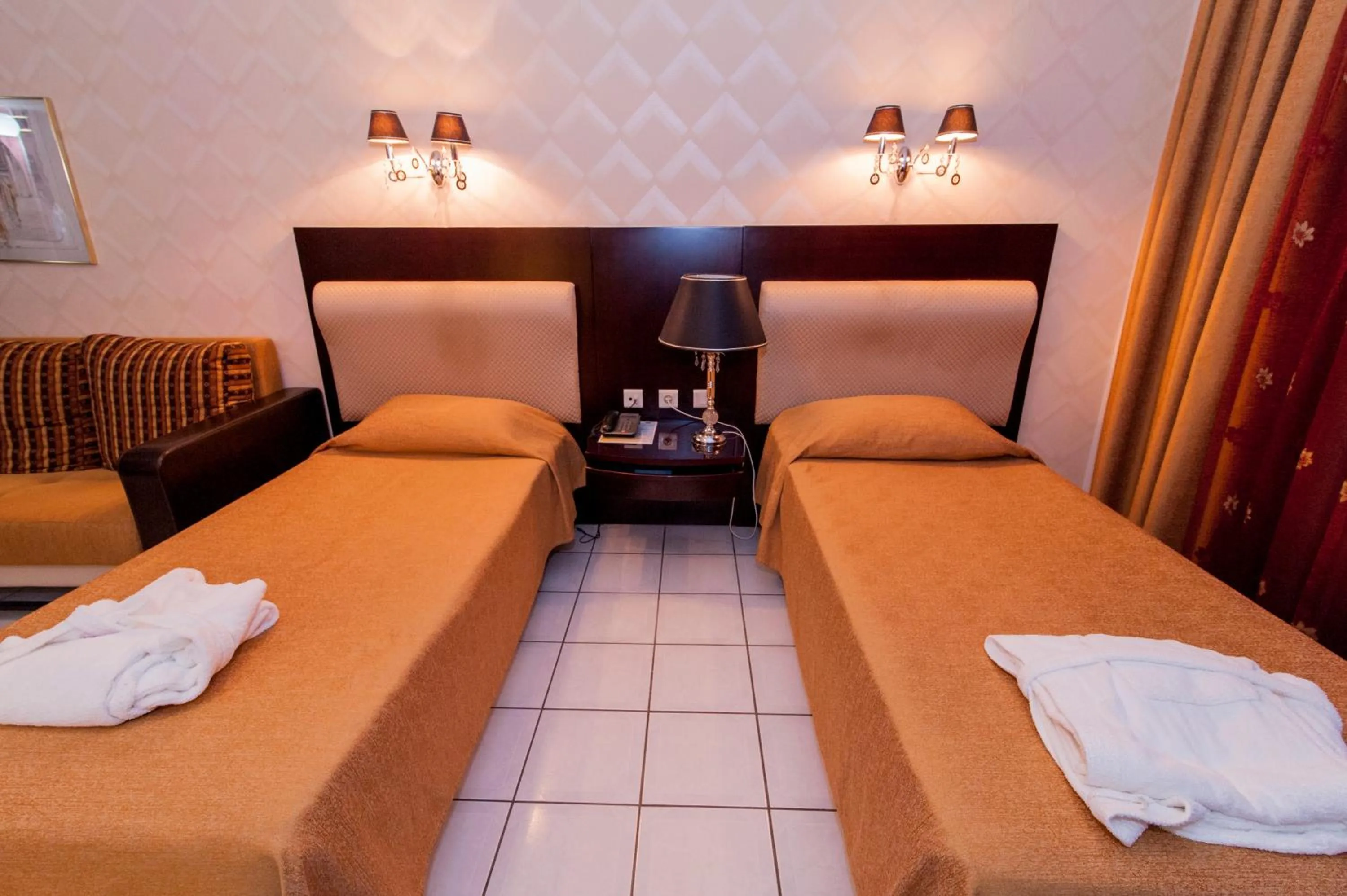 Bed in Krikonis Hotel