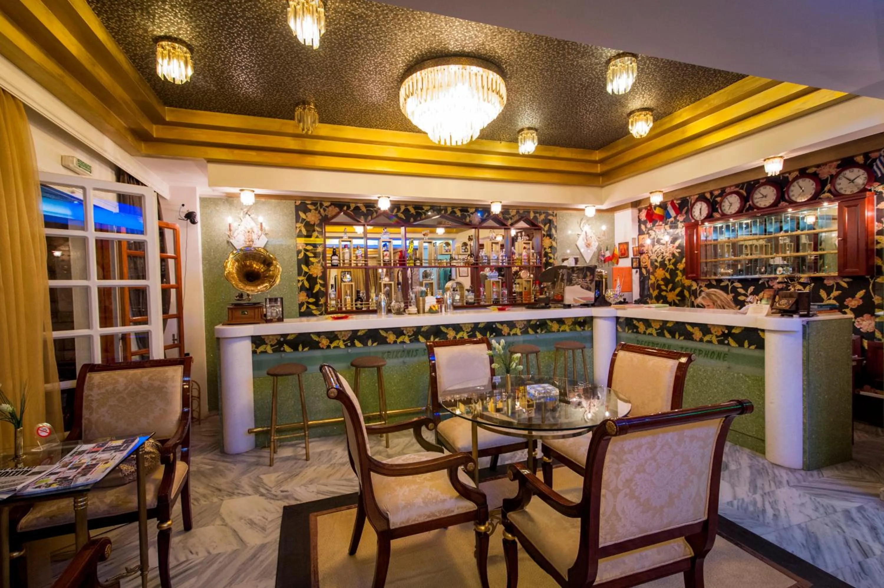Lounge or bar in Krikonis Hotel