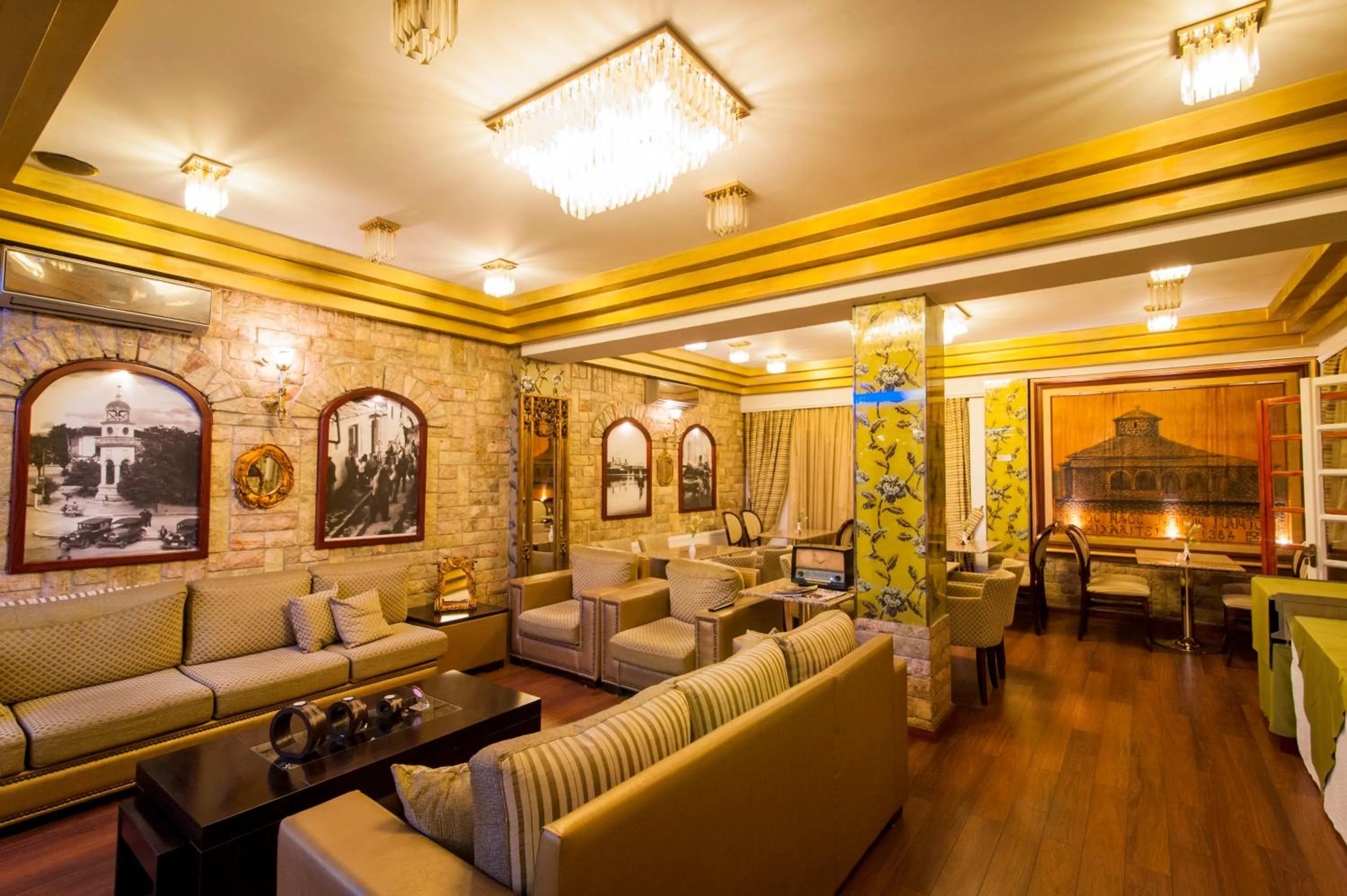 Lobby or reception in Krikonis Hotel