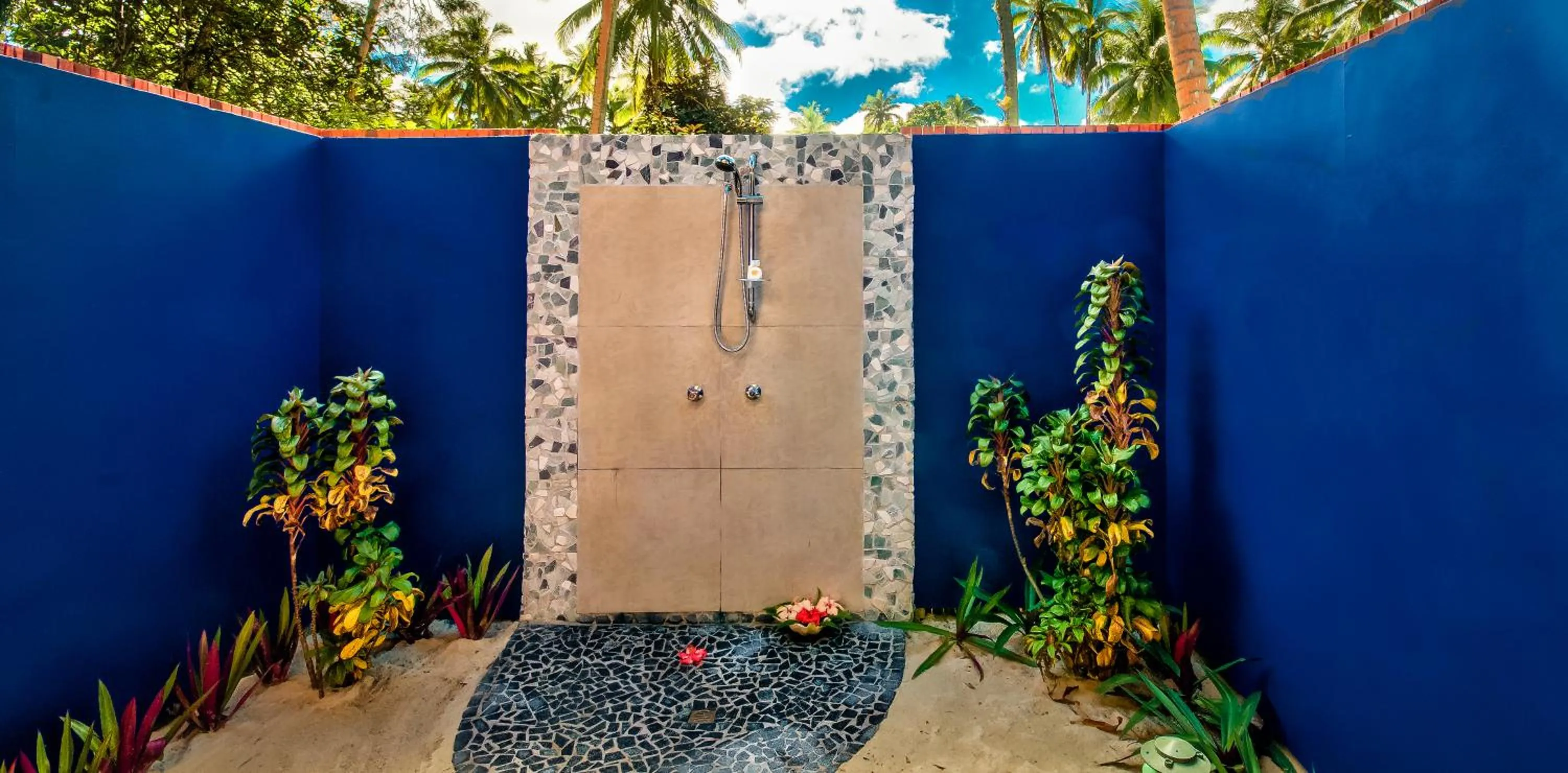 Bathroom in Mango Bay Resort