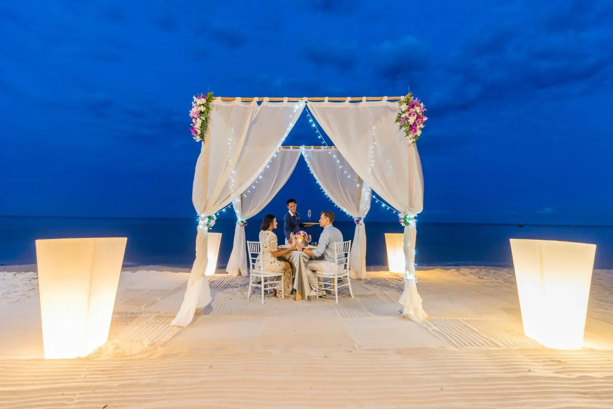 Restaurant/places to eat in InterContinental Hua Hin Resort by IHG Restaurant/places to eat in InterContinental Hua Hin Resort by IHG