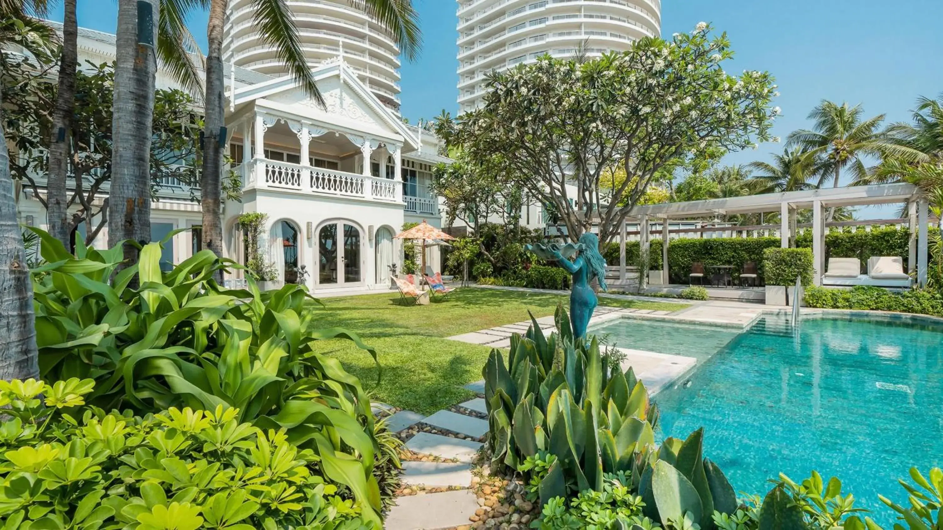 Property building in InterContinental Hua Hin Resort by IHG Property building in InterContinental Hua Hin Resort by IHG