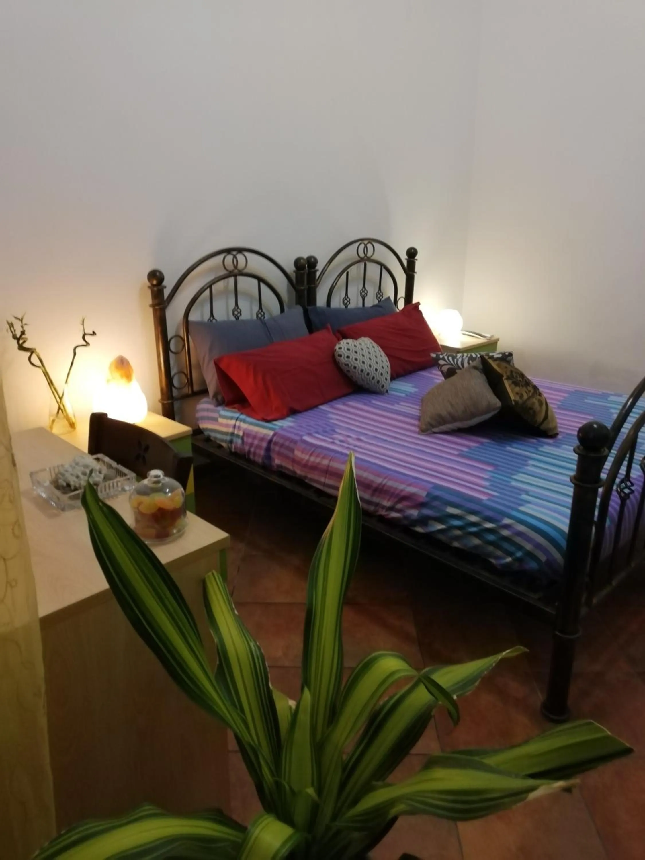 Bed in Guglielmo room's B&B