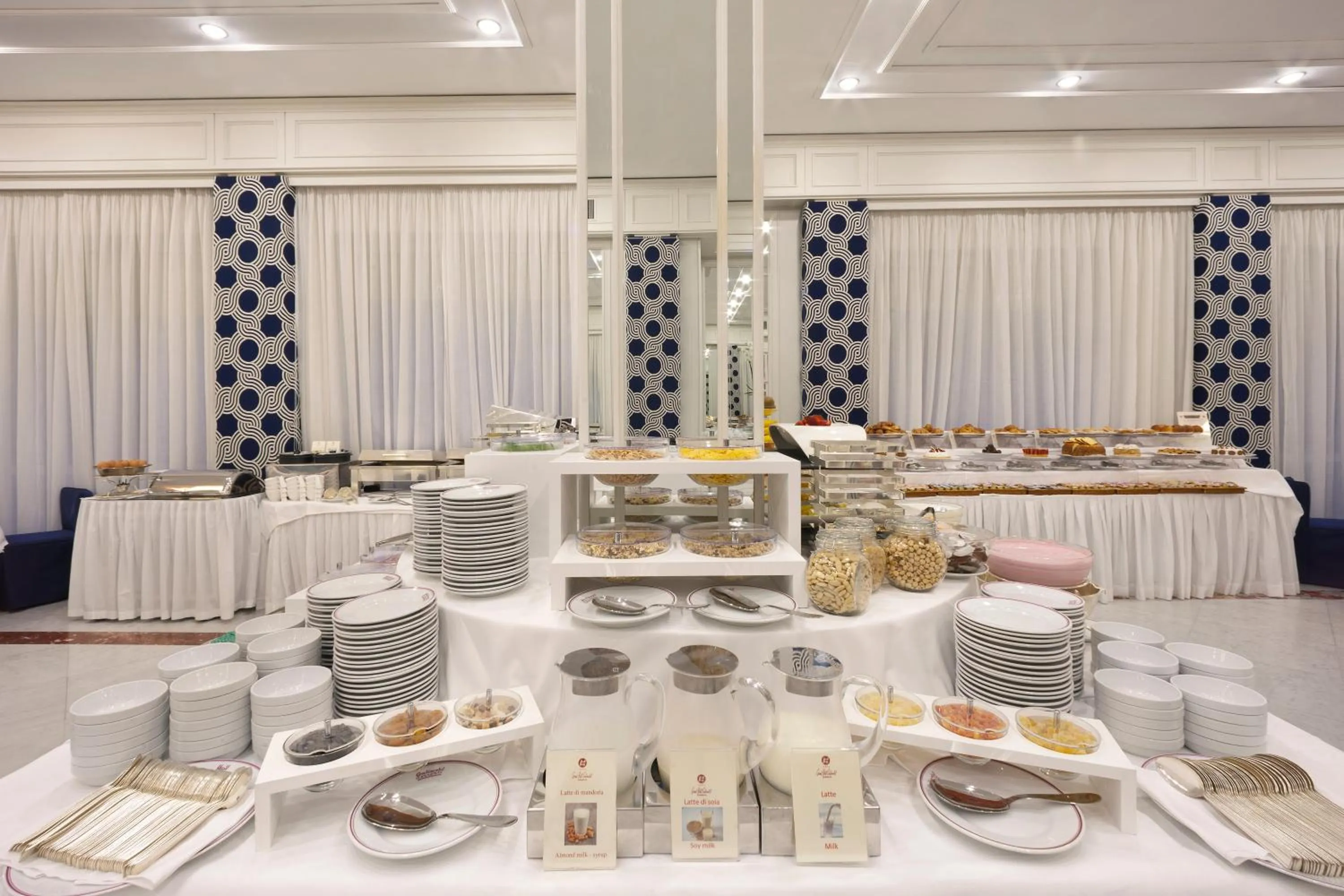 Food in Hotel Continental