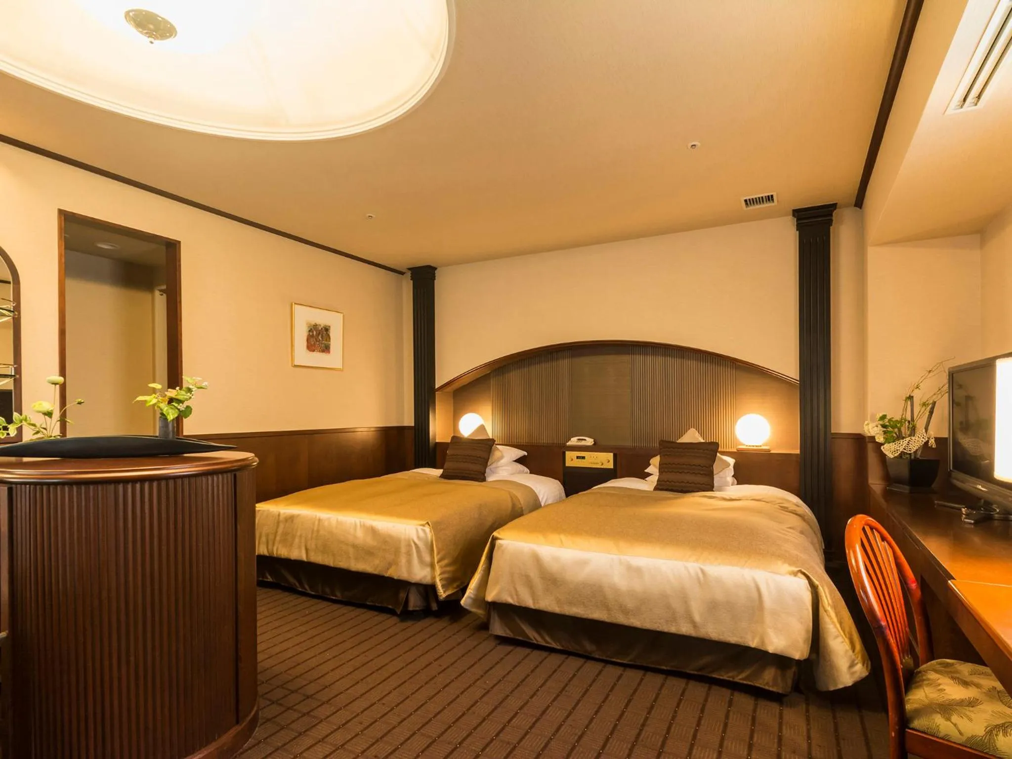 Photo of the whole room, Bed in Shibuya Creston Hotel
