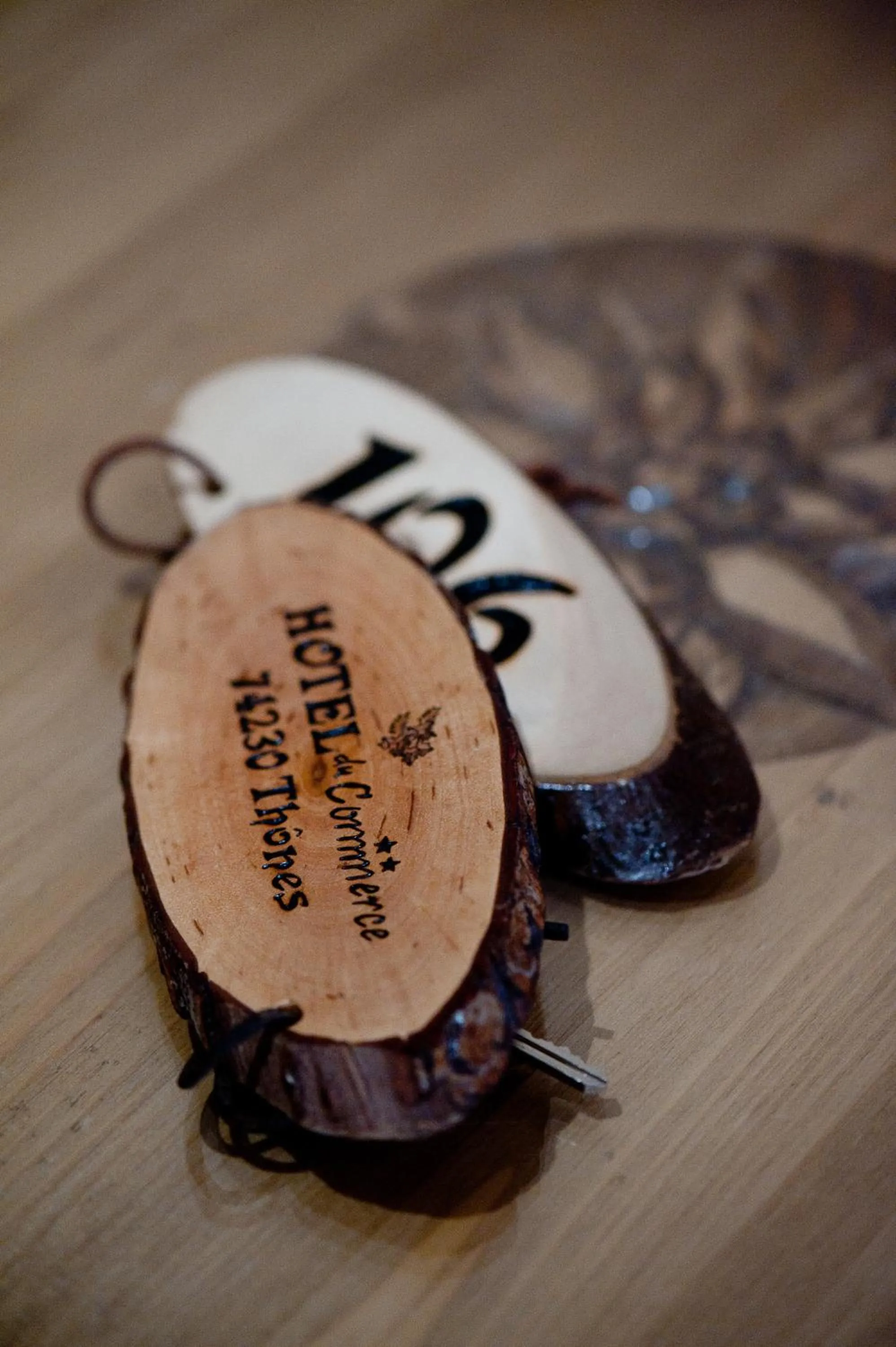 Decorative detail in Hotel Du Commerce