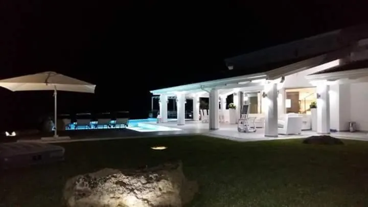 White Club Residence