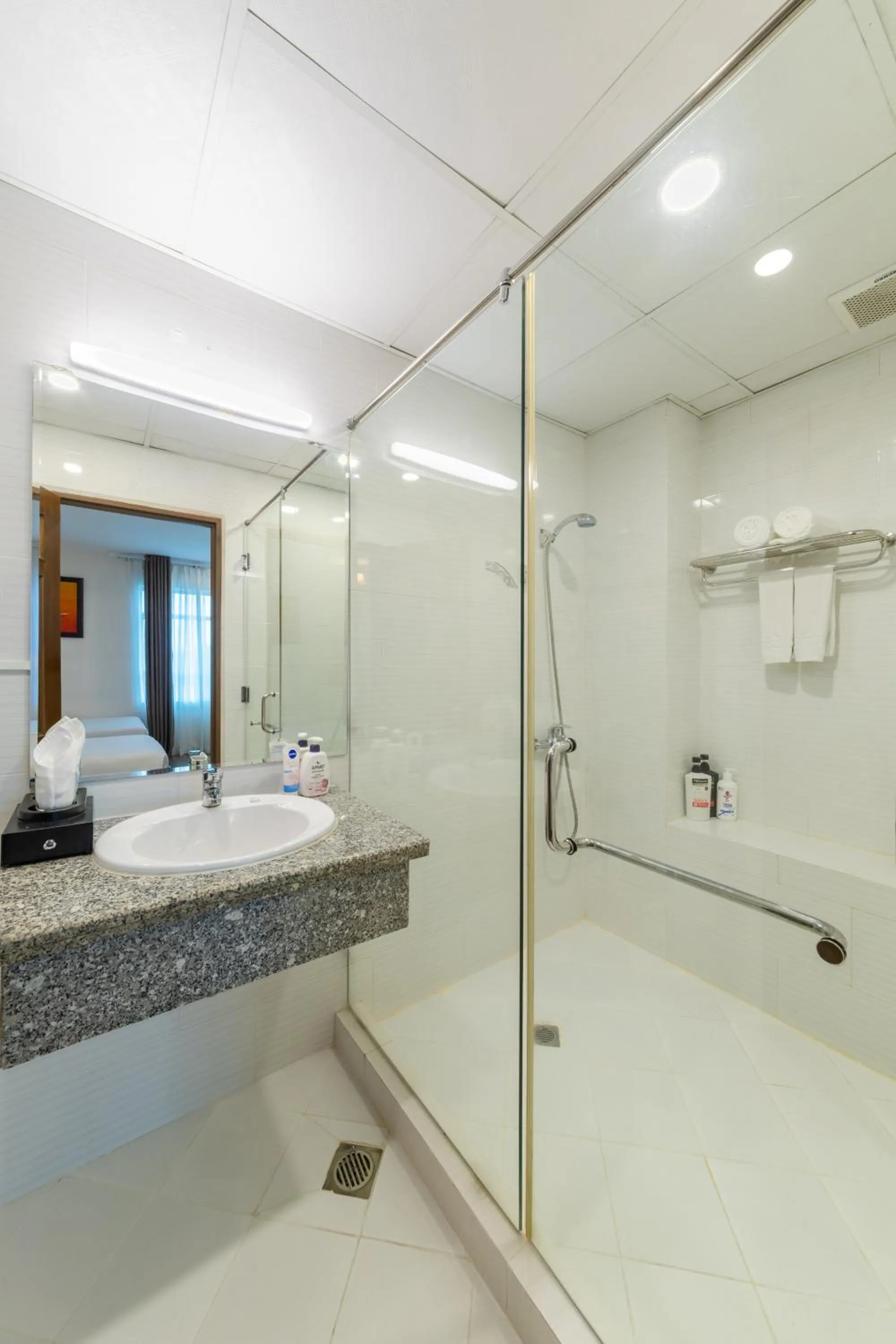 Bathroom in A25 Hotel - 29 Bùi Thị Xuân