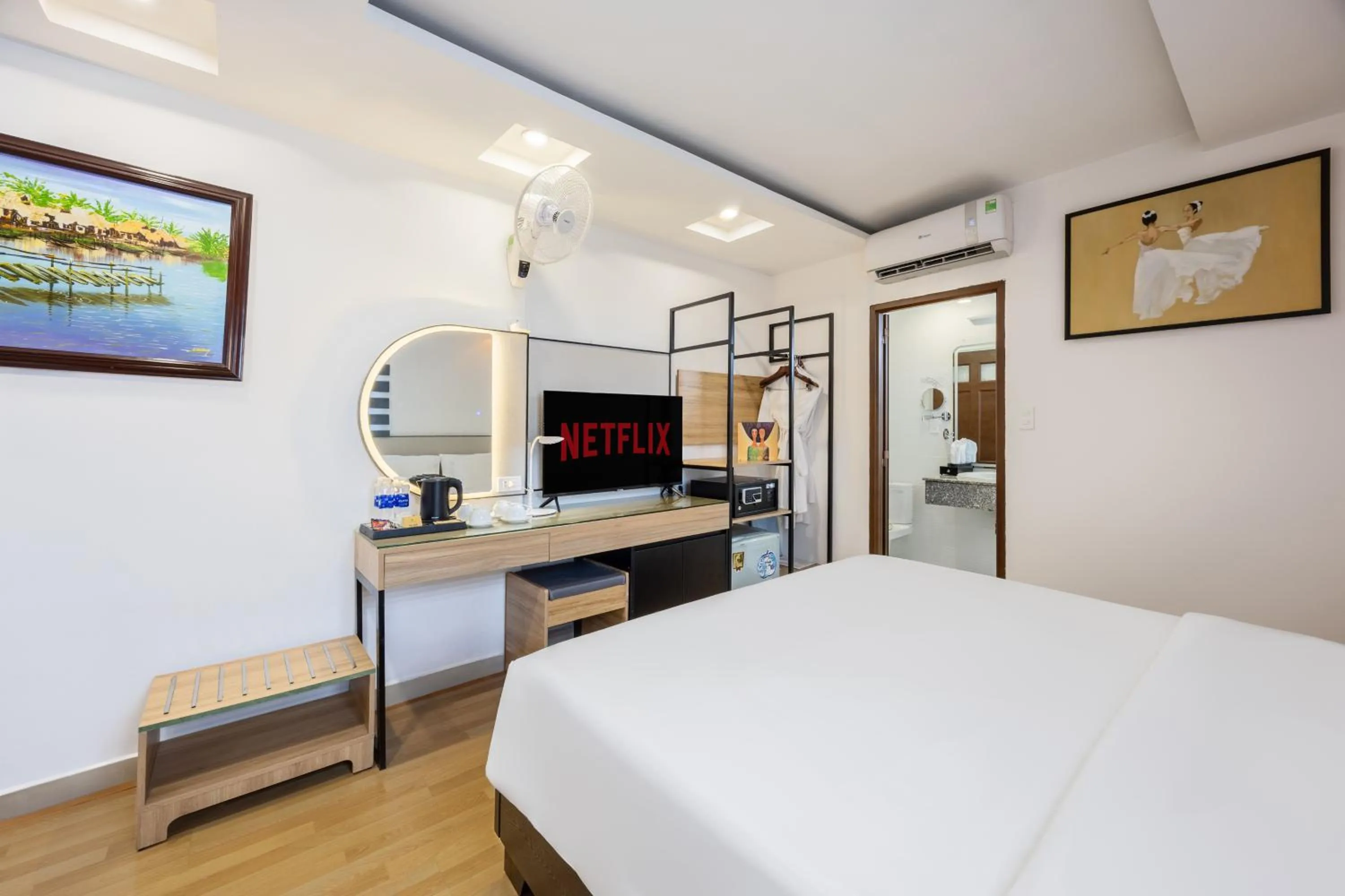 Bedroom, Bed in A25 Hotel - 29 Bùi Thị Xuân