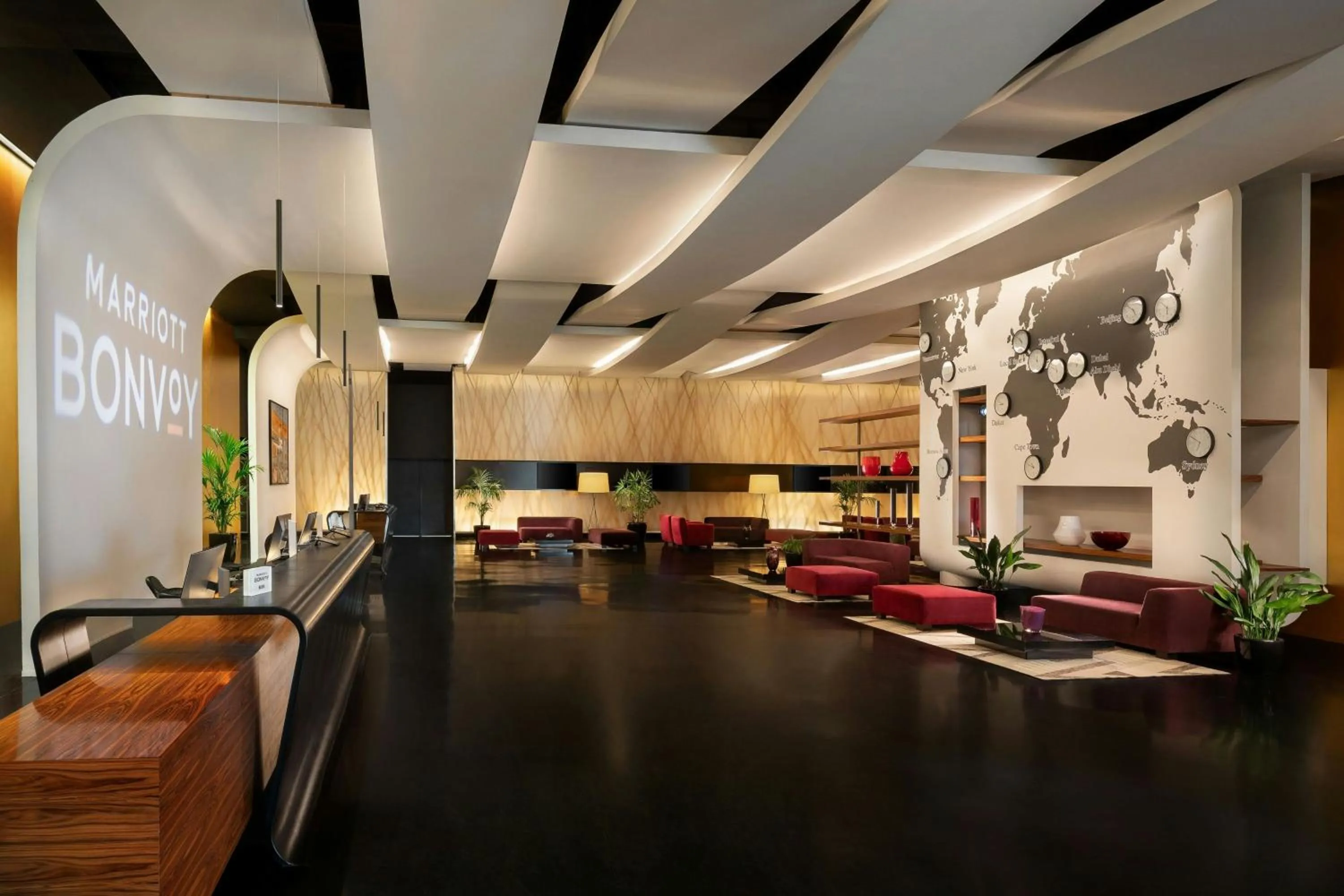 Lobby or reception in Sheraton Milan Malpensa Airport Hotel & Conference Centre