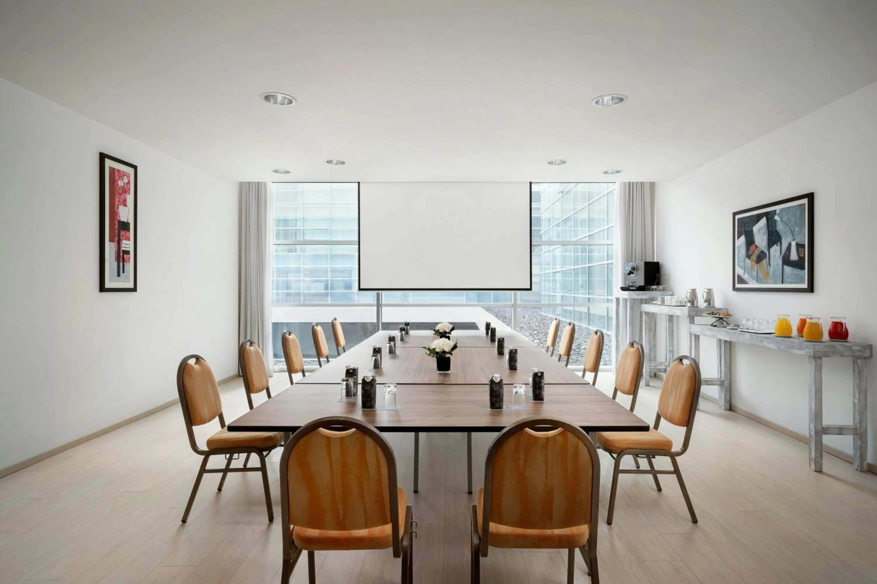 Meeting/conference room in Sheraton Milan Malpensa Airport Hotel & Conference Centre