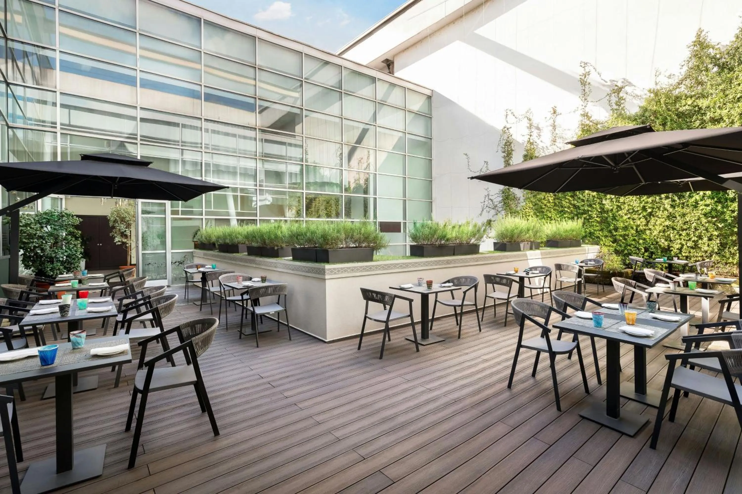 Restaurant/places to eat in Sheraton Milan Malpensa Airport Hotel & Conference Centre