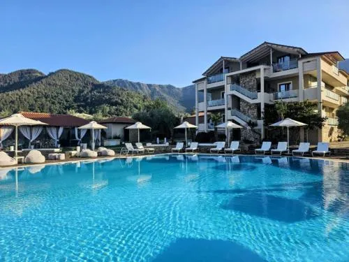 Korina Hotel