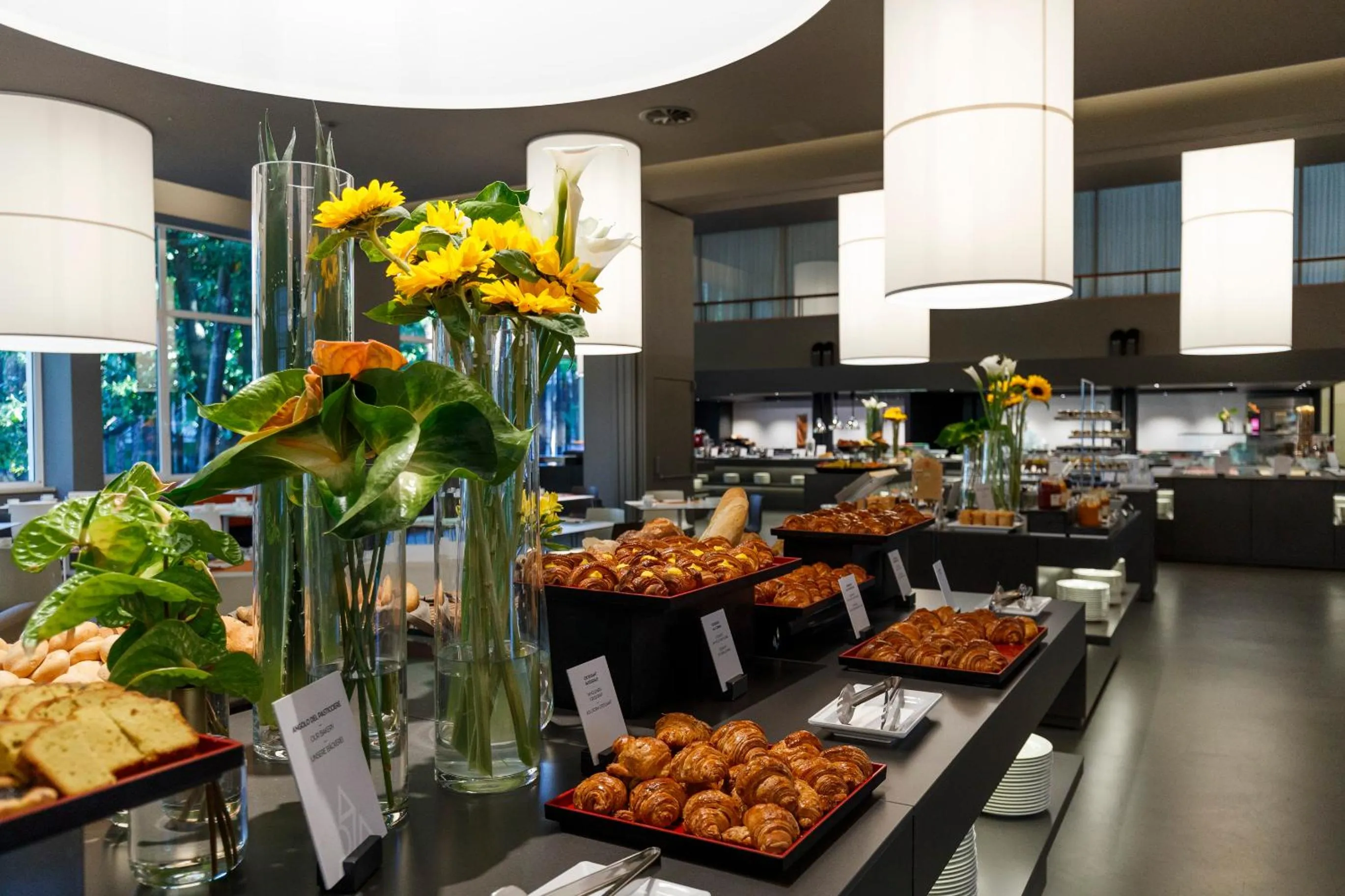 Food and drinks in Du Lac Et Du Parc Grand Resort