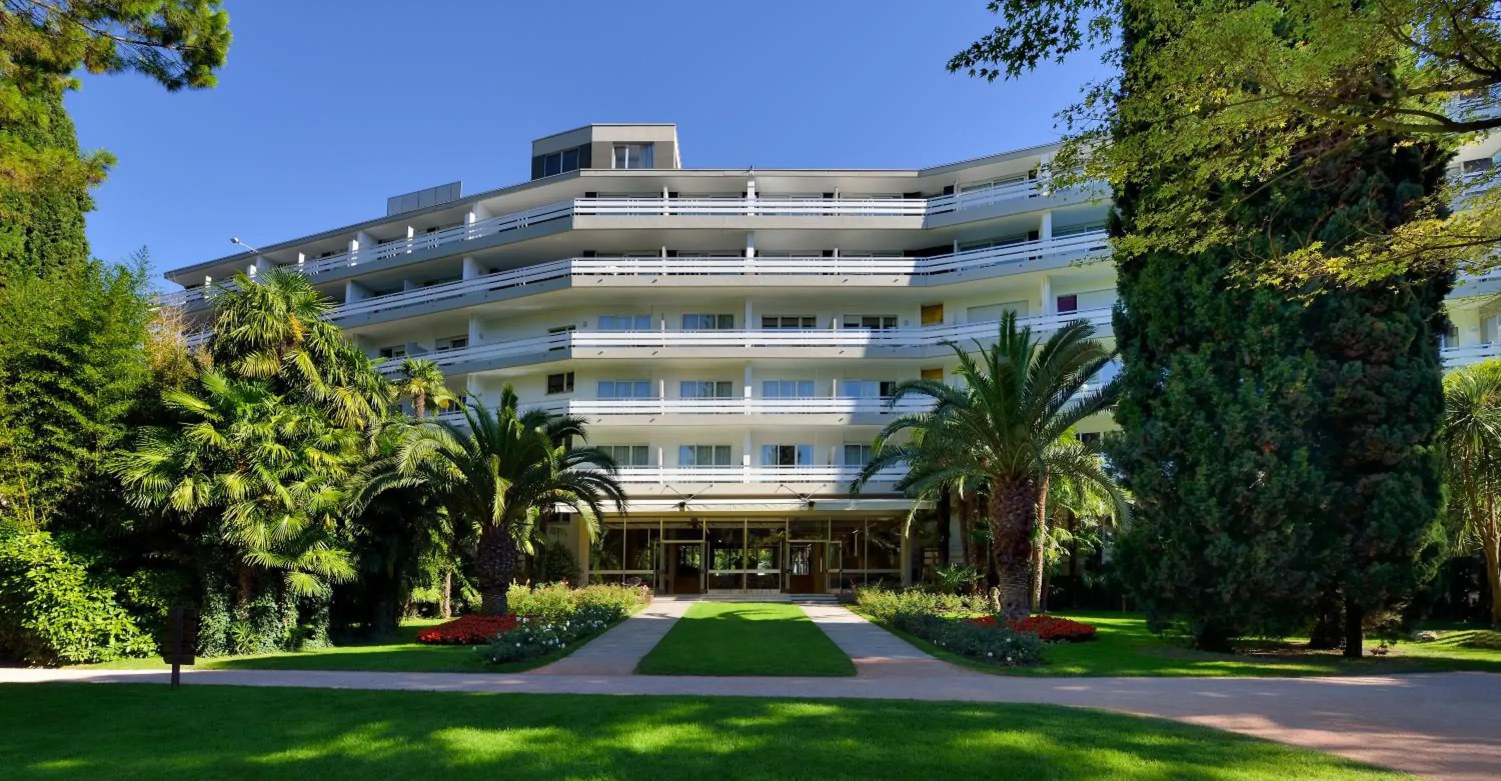 Facade/entrance in Du Lac Et Du Parc Grand Resort Facade/entrance in Du Lac Et Du Parc Grand Resort