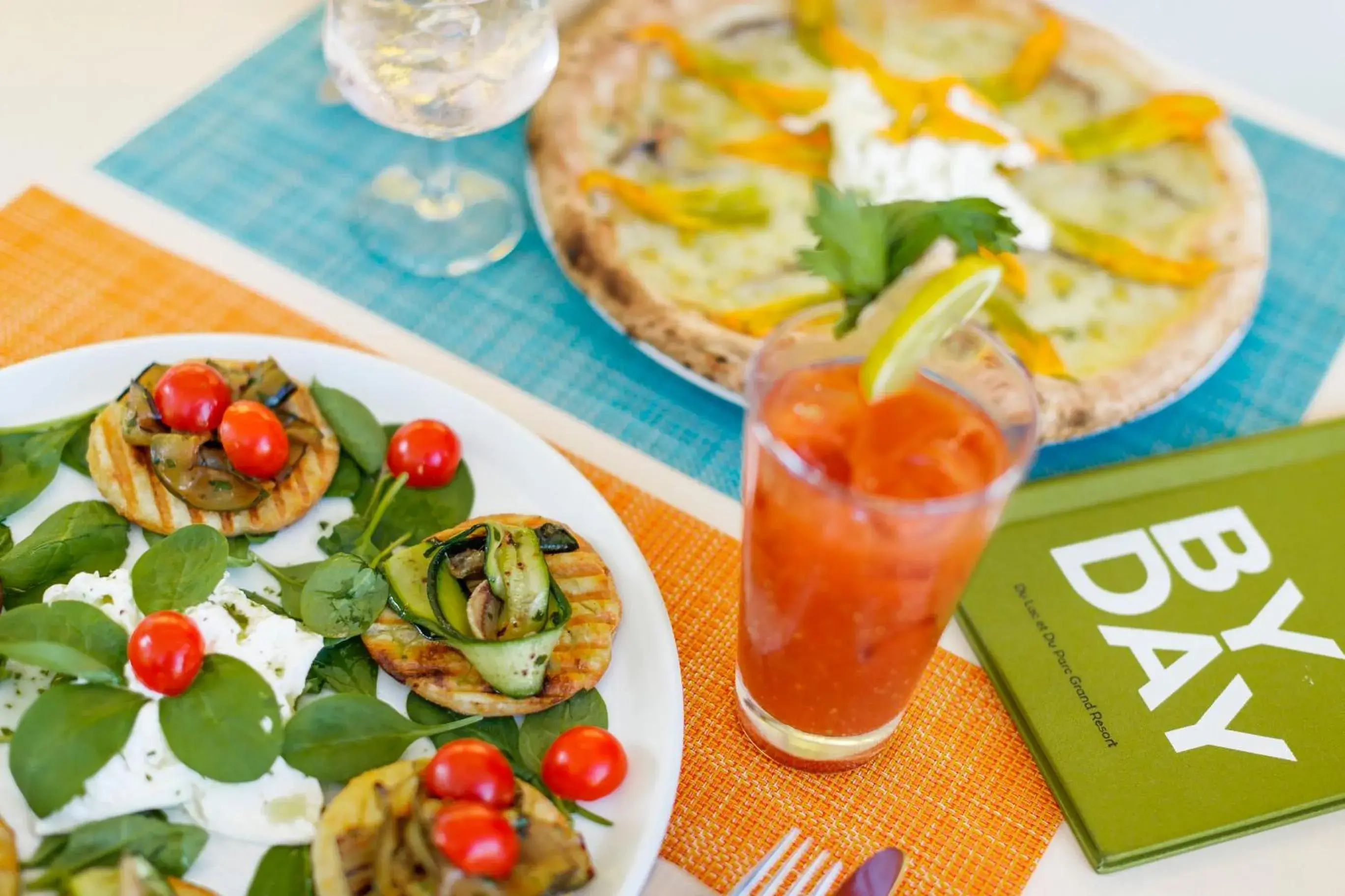 Food and drinks in Du Lac Et Du Parc Grand Resort Food and drinks in Du Lac Et Du Parc Grand Resort