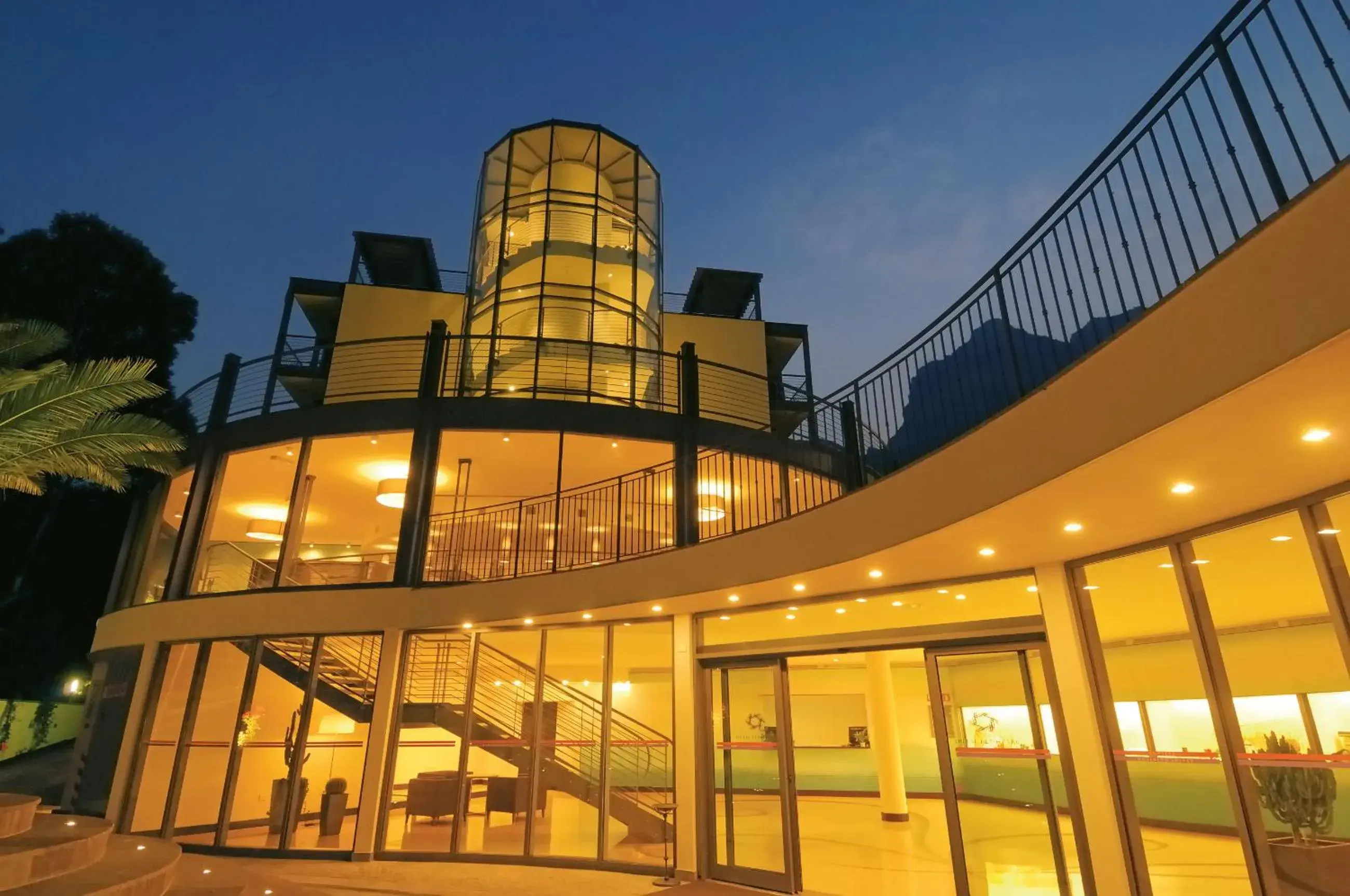 Facade/entrance in Du Lac Et Du Parc Grand Resort Facade/entrance in Du Lac Et Du Parc Grand Resort