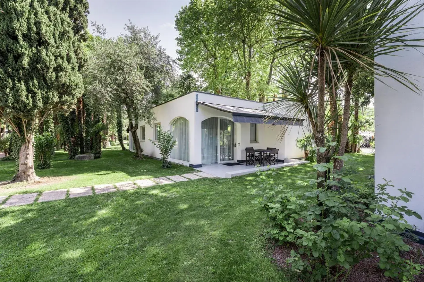 Property building in Du Lac Et Du Parc Grand Resort Property building in Du Lac Et Du Parc Grand Resort