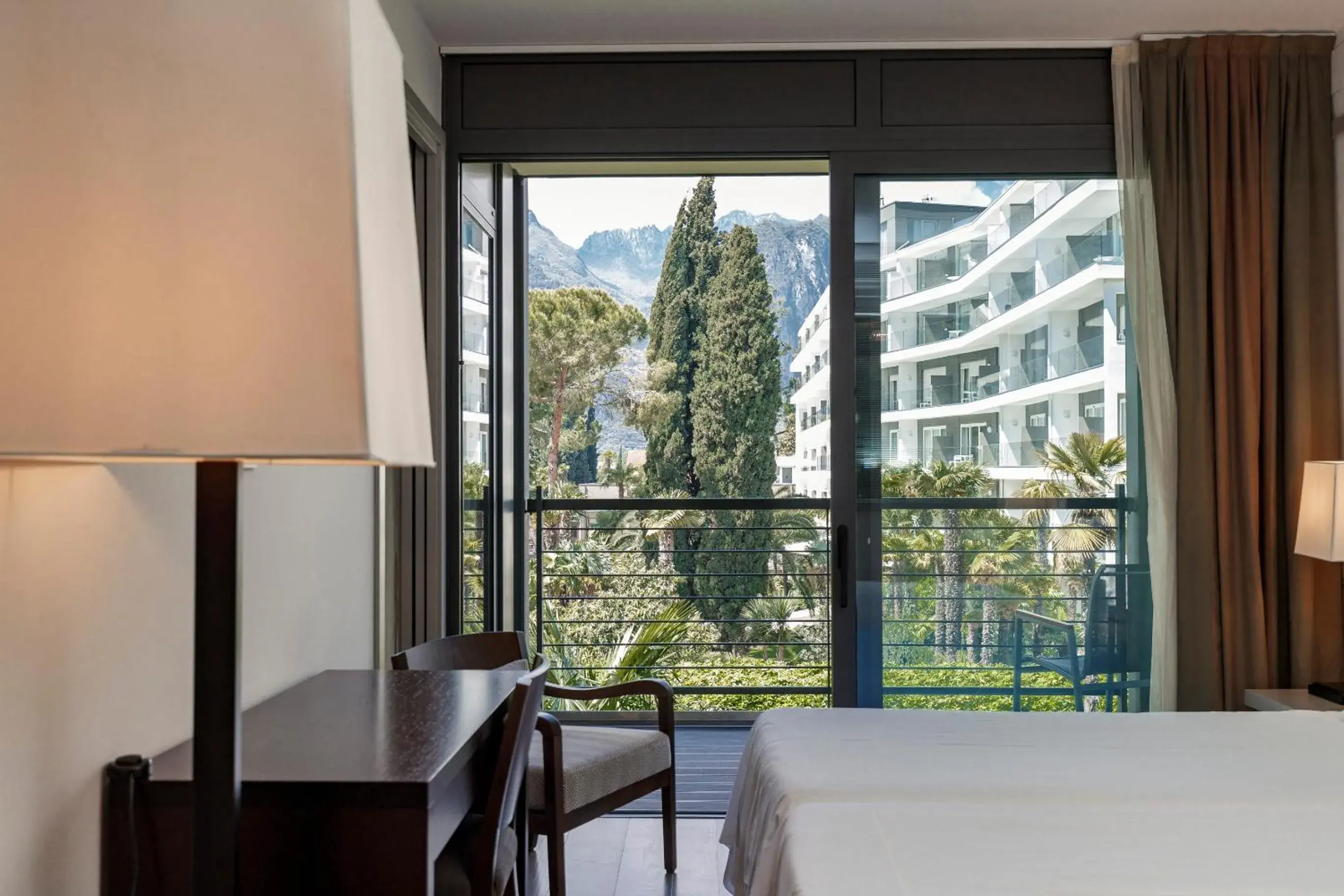 Two-Bedroom Suite in Du Lac Et Du Parc Grand Resort Two-Bedroom Suite in Du Lac Et Du Parc Grand Resort