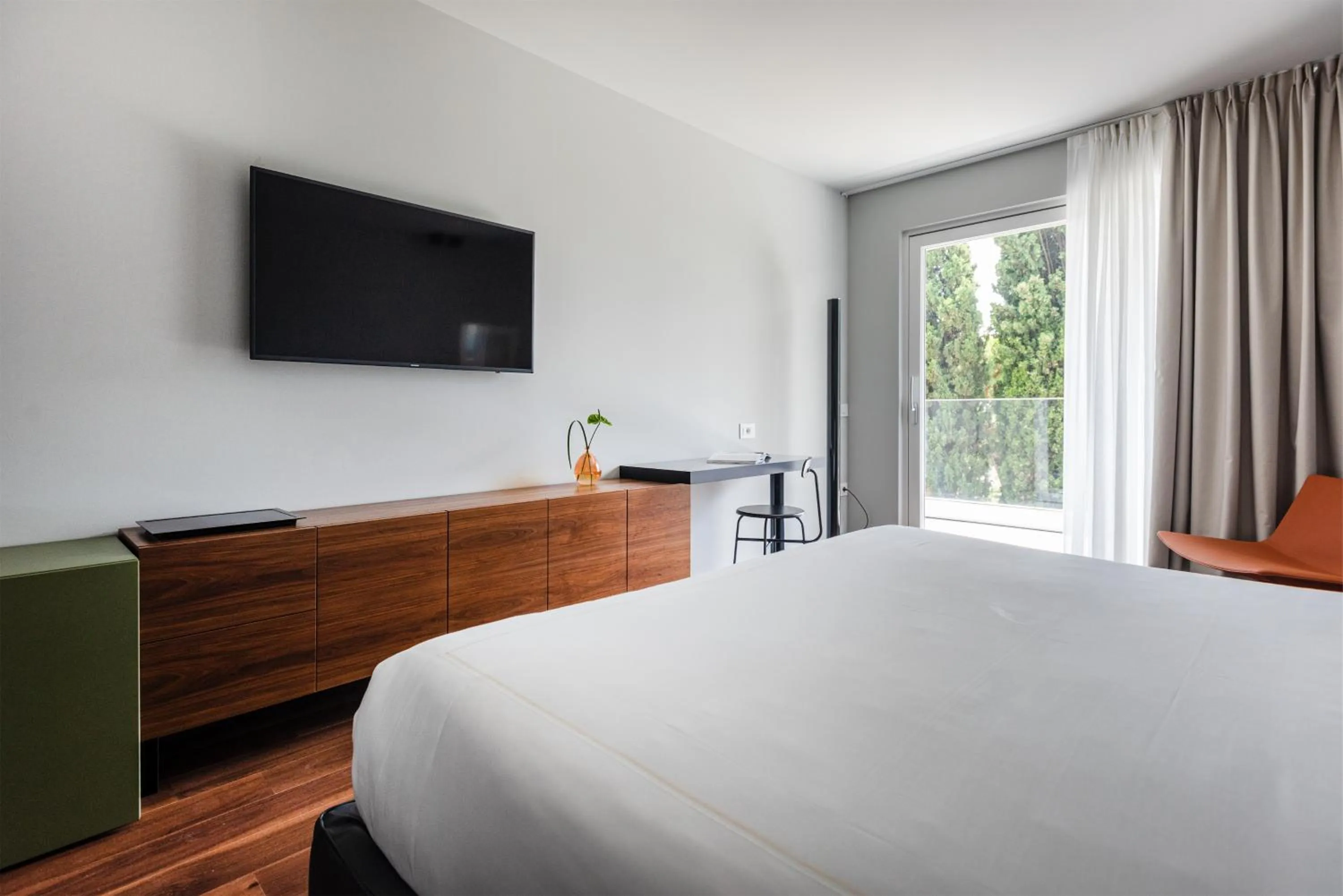 Bedroom, Bed in Du Lac Et Du Parc Grand Resort