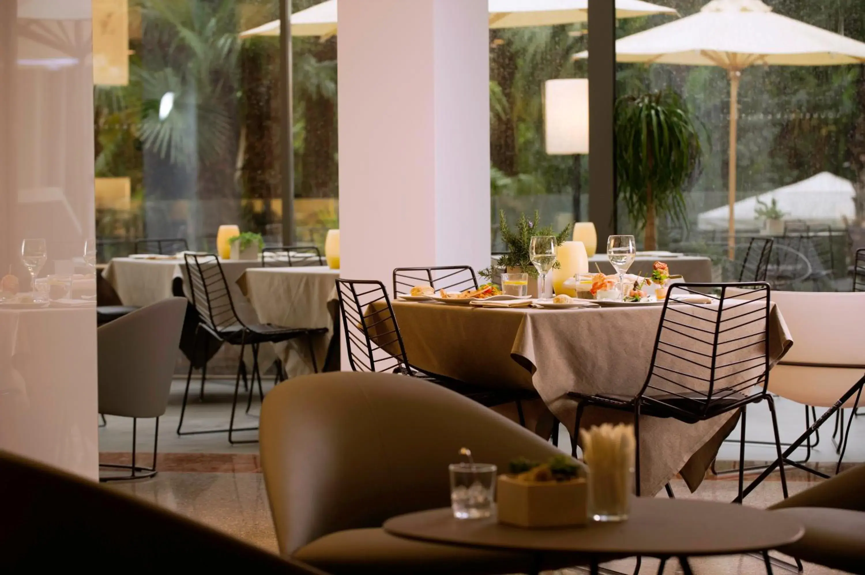 Restaurant/places to eat in Du Lac Et Du Parc Grand Resort Restaurant/places to eat in Du Lac Et Du Parc Grand Resort