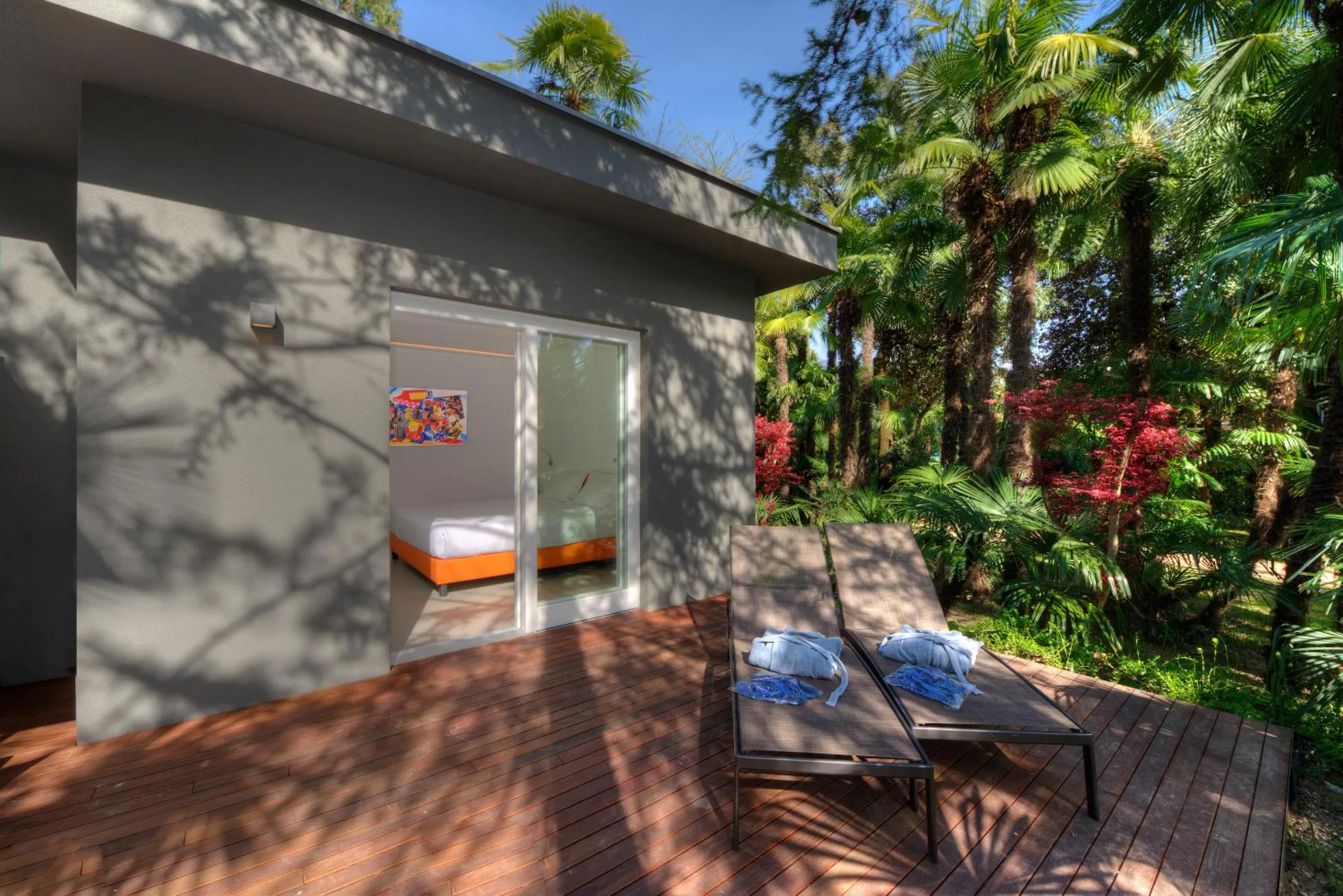 Patio in Du Lac Et Du Parc Grand Resort