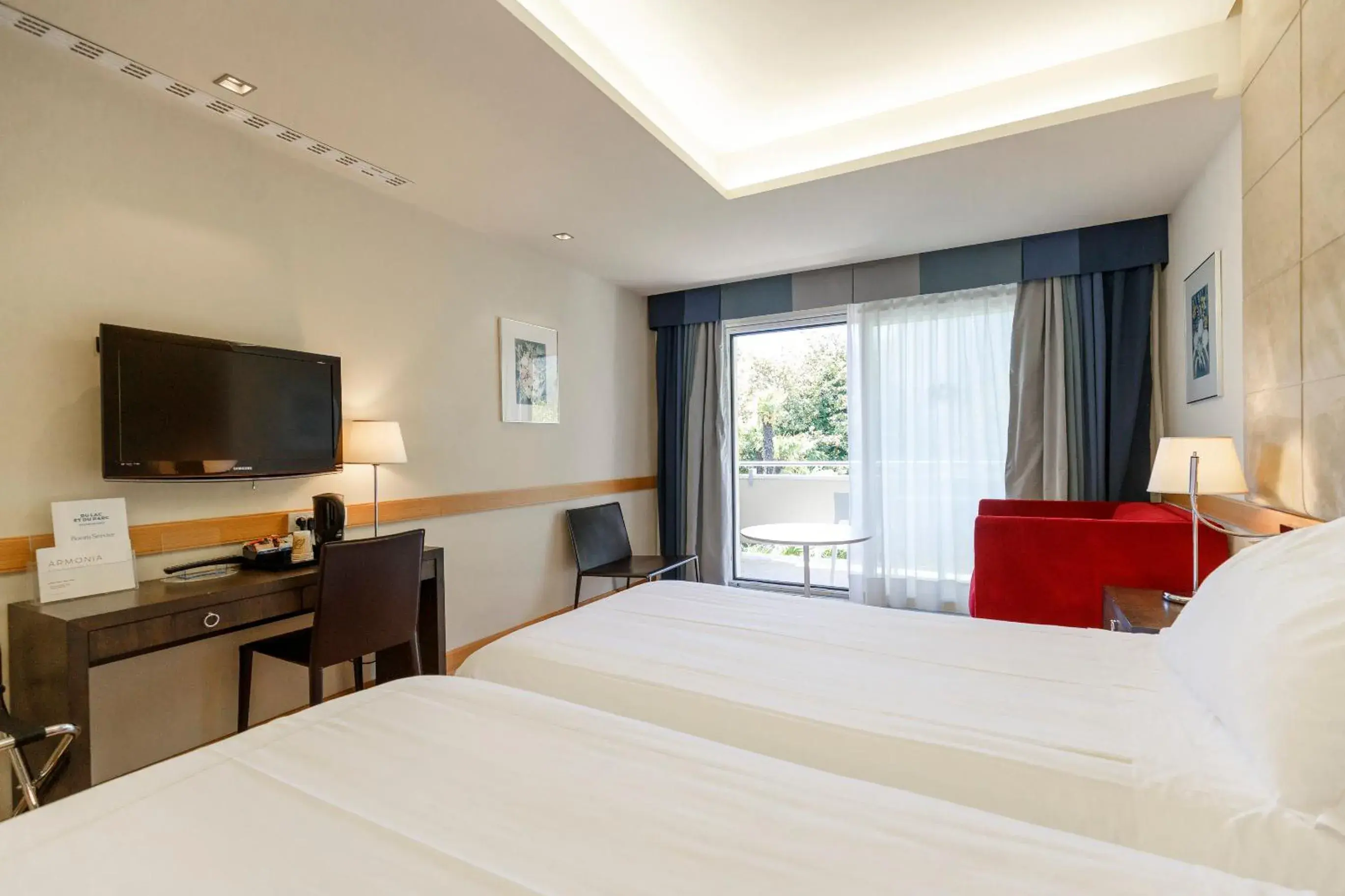 Standard Double or Twin Room with Park View in Du Lac Et Du Parc Grand Resort Standard Double or Twin Room with Park View in Du Lac Et Du Parc Grand Resort