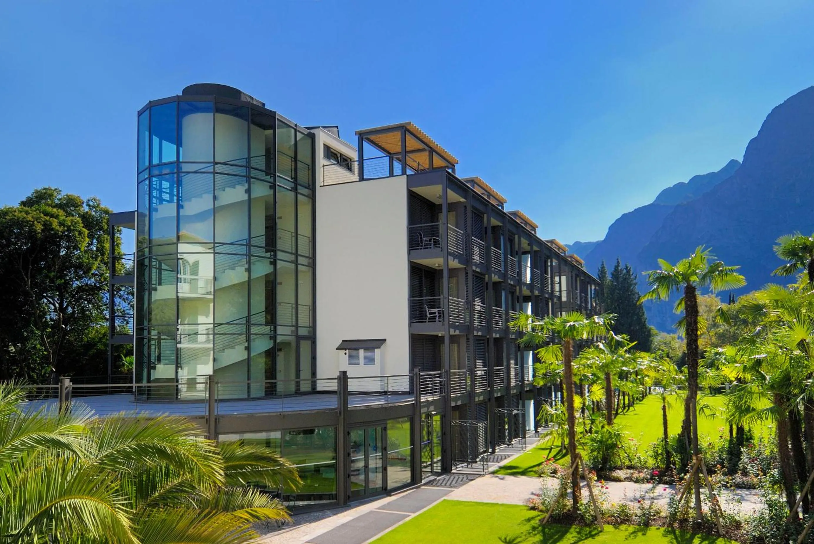 Facade/entrance in Du Lac Et Du Parc Grand Resort