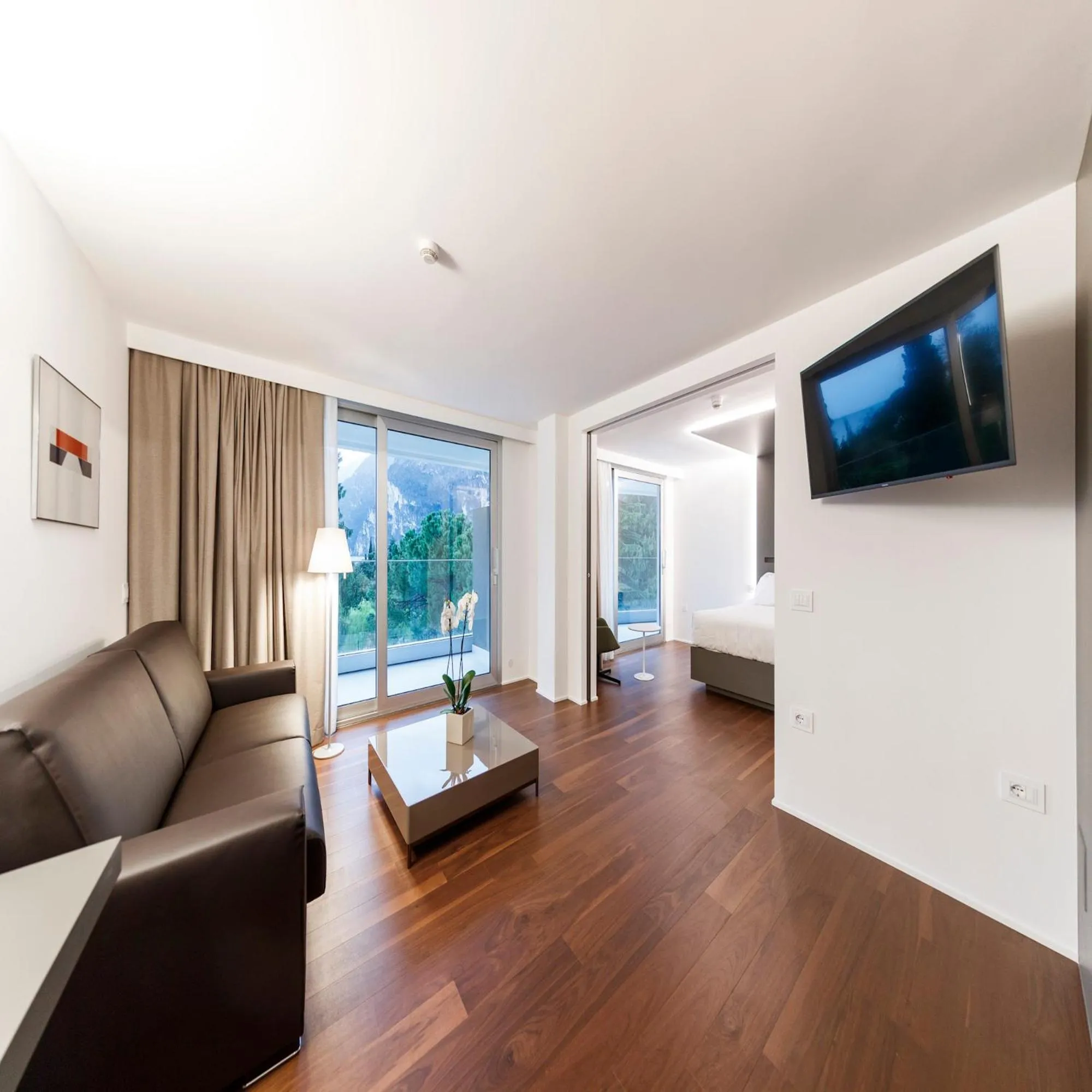 Patio in Du Lac Et Du Parc Grand Resort