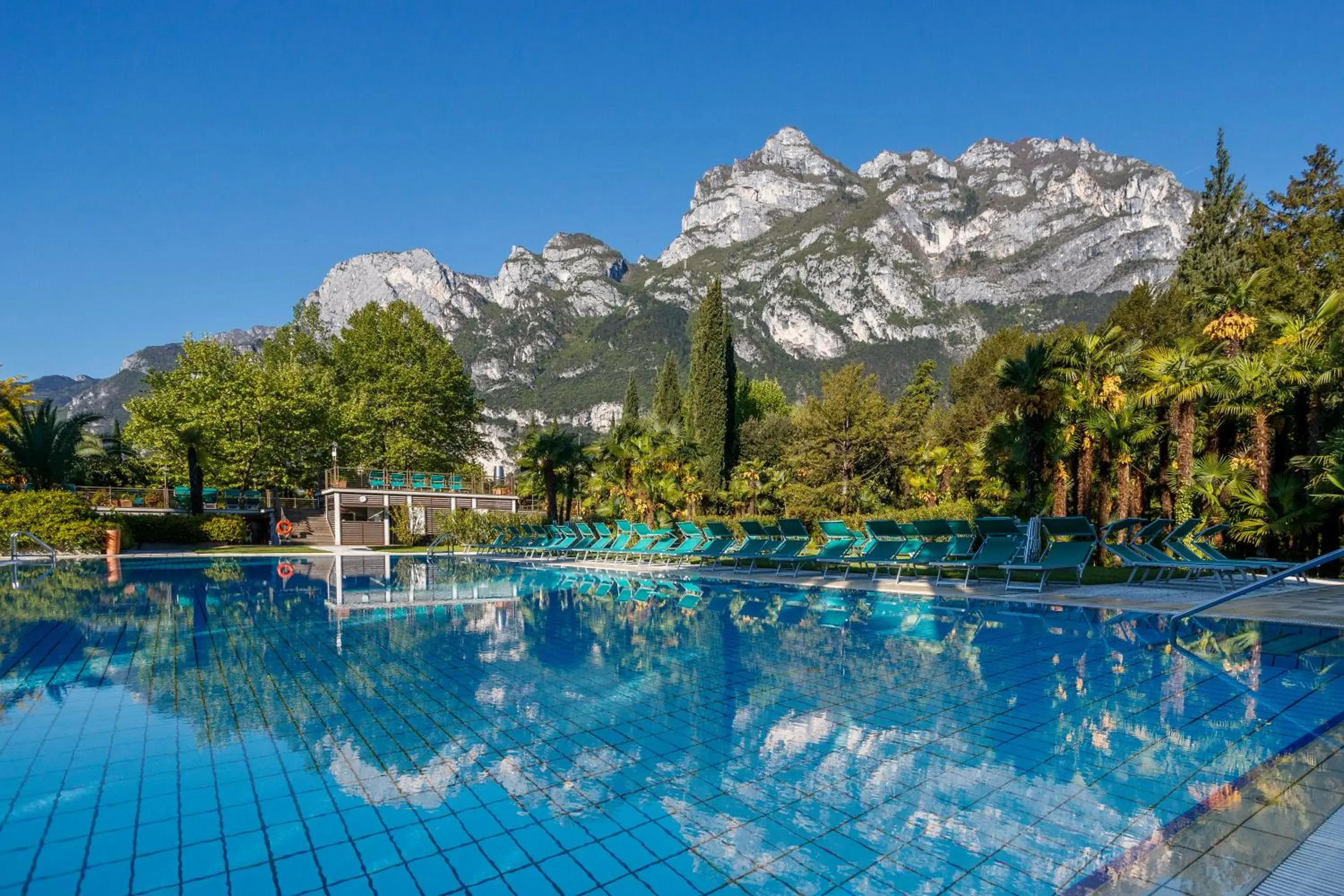 Restaurant/places to eat in Du Lac Et Du Parc Grand Resort Restaurant/places to eat in Du Lac Et Du Parc Grand Resort