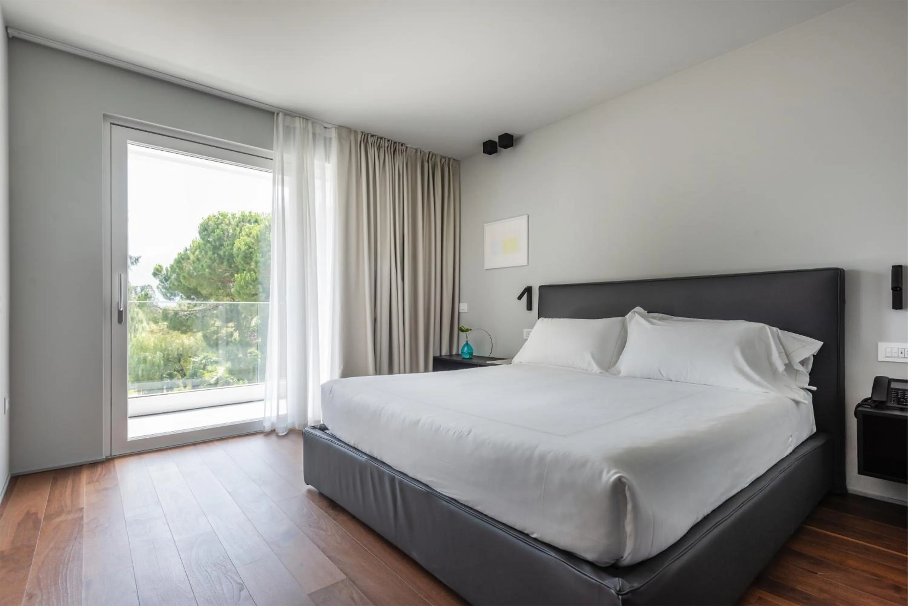 Bed in Du Lac Et Du Parc Grand Resort