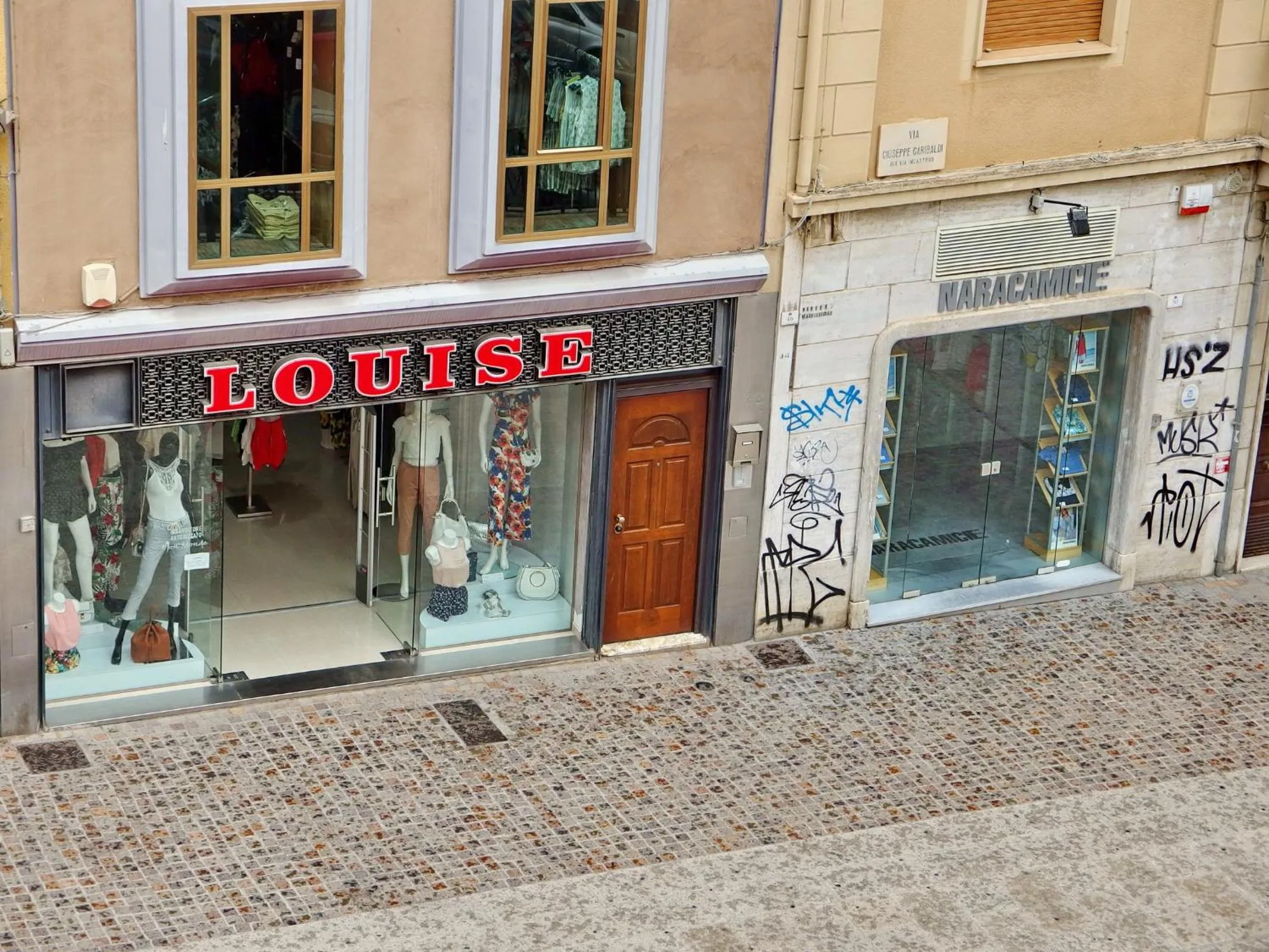 Facade/entrance in I Love Art