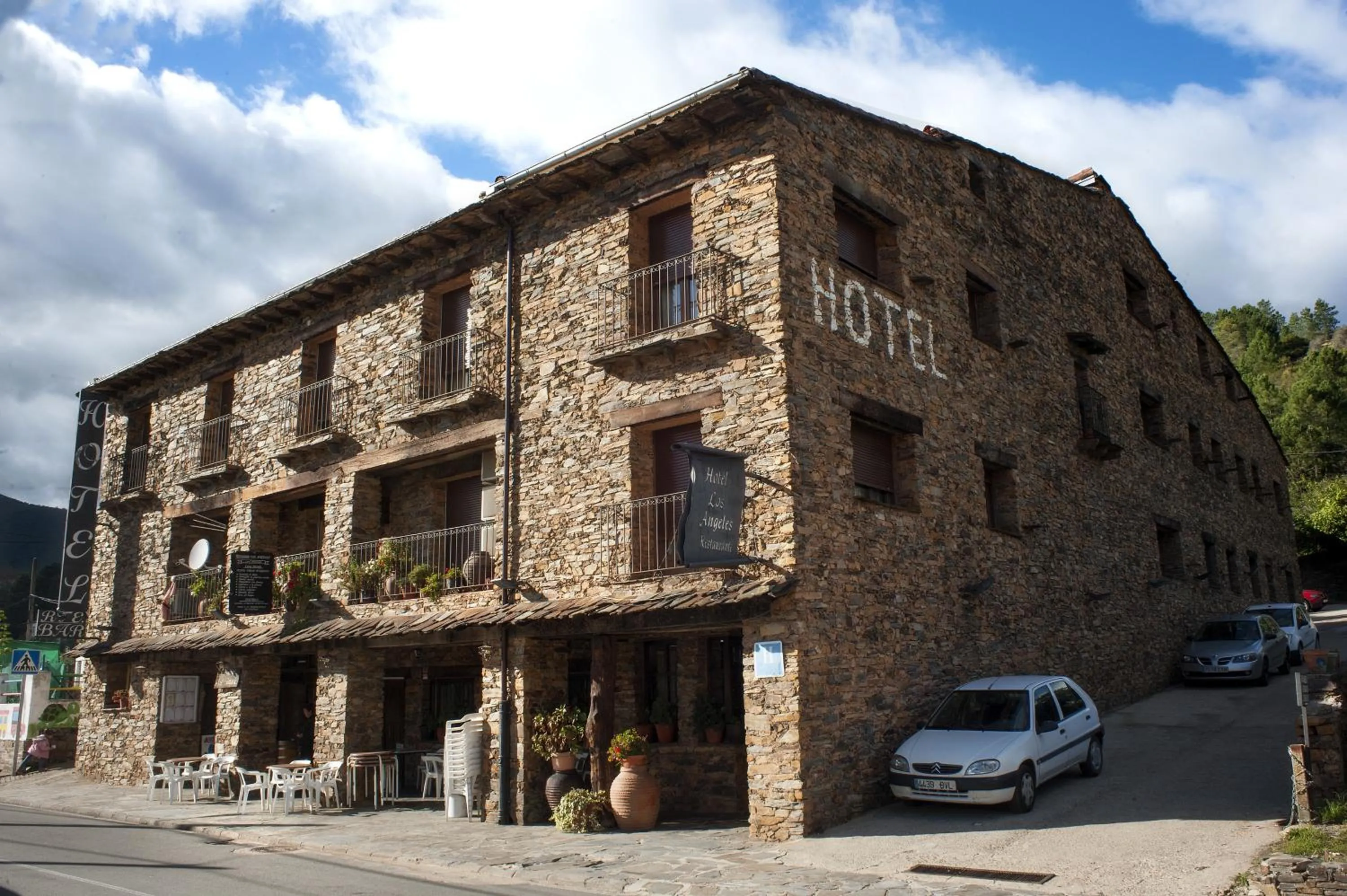 Facade/entrance in Hotel Rural Los Angeles en Las Hurdes