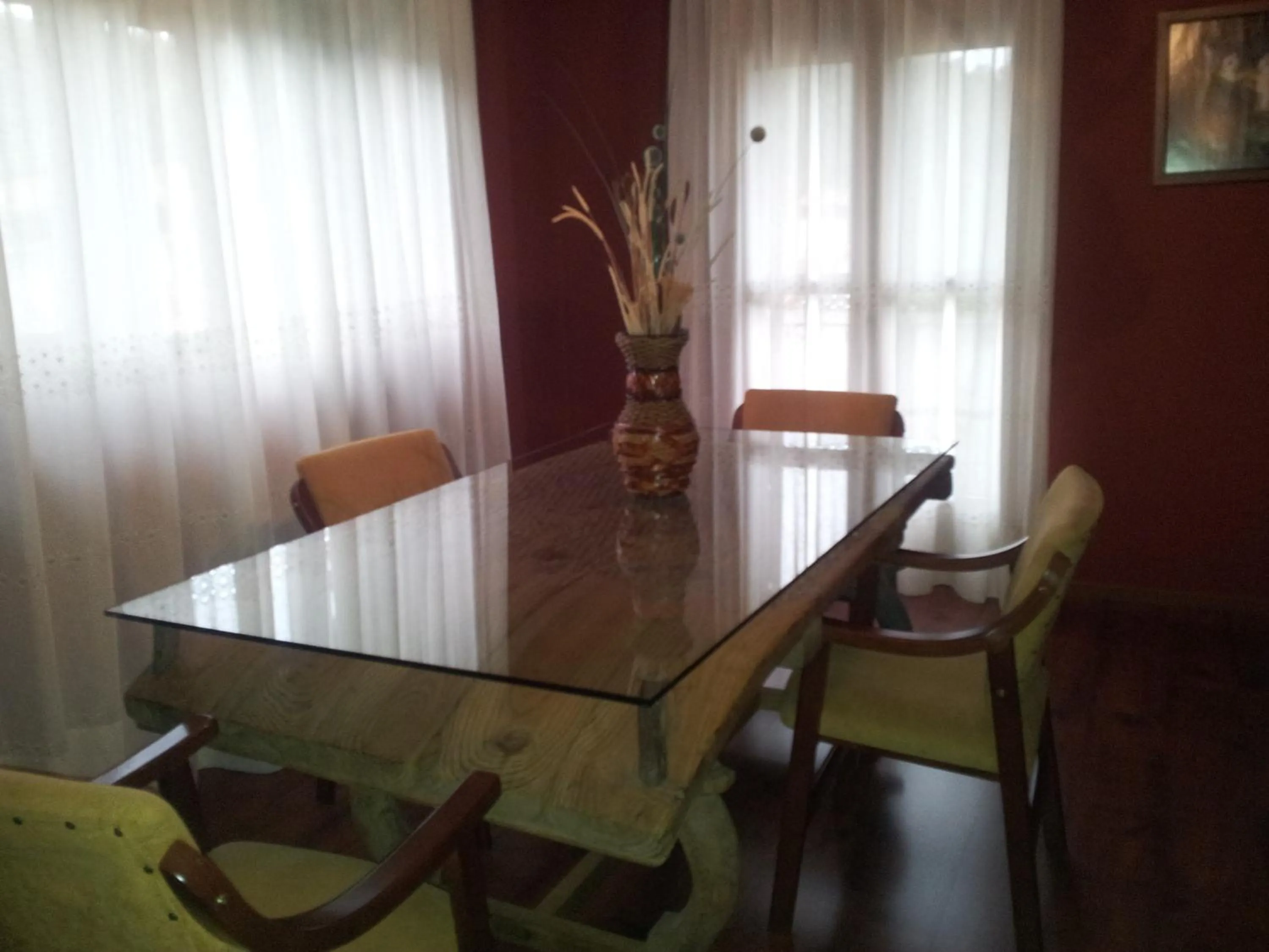 Communal lounge/ TV room in Hotel Rural Los Angeles en Las Hurdes