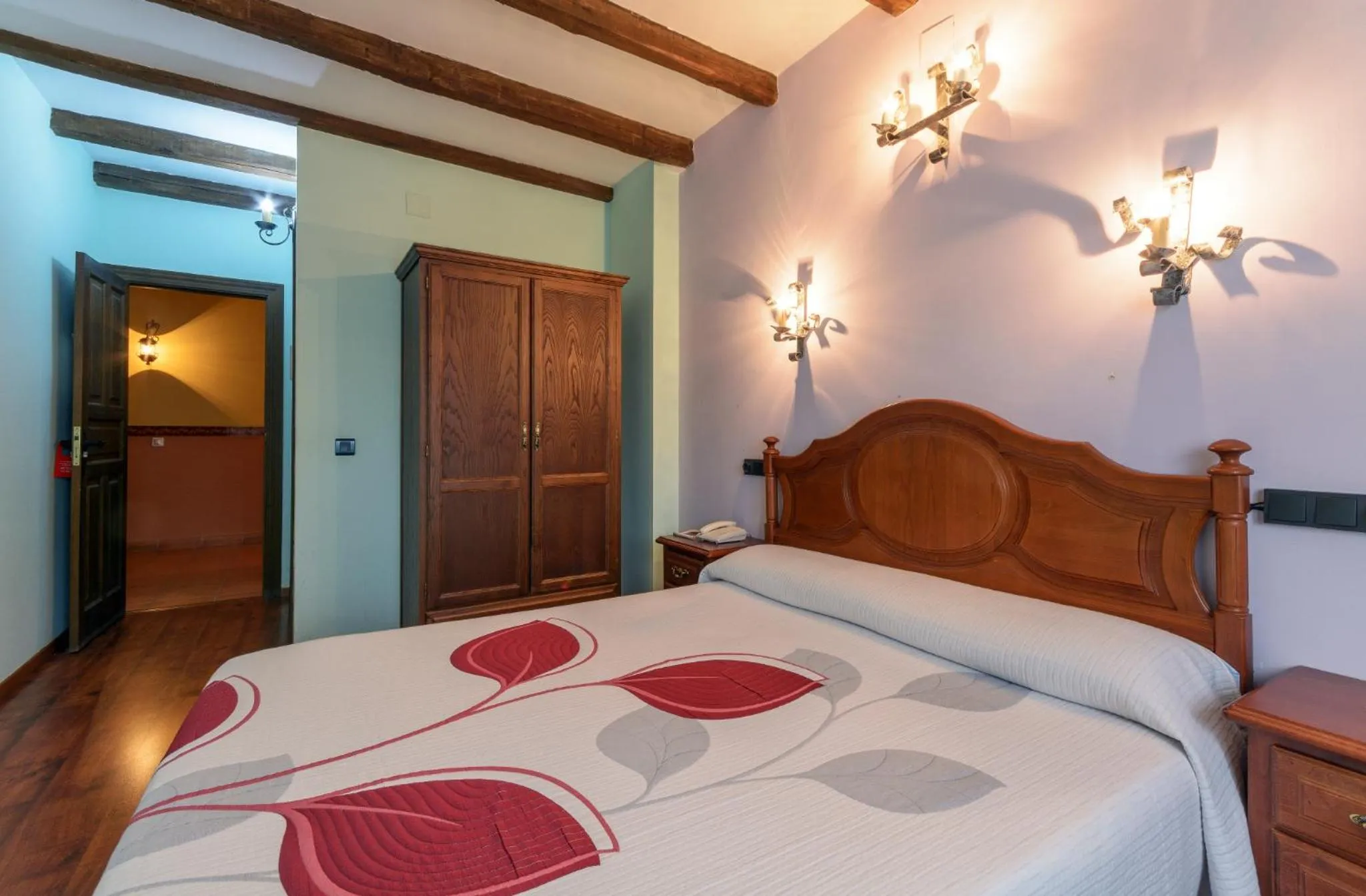 Photo of the whole room, Bed in Hotel Rural Los Angeles en Las Hurdes