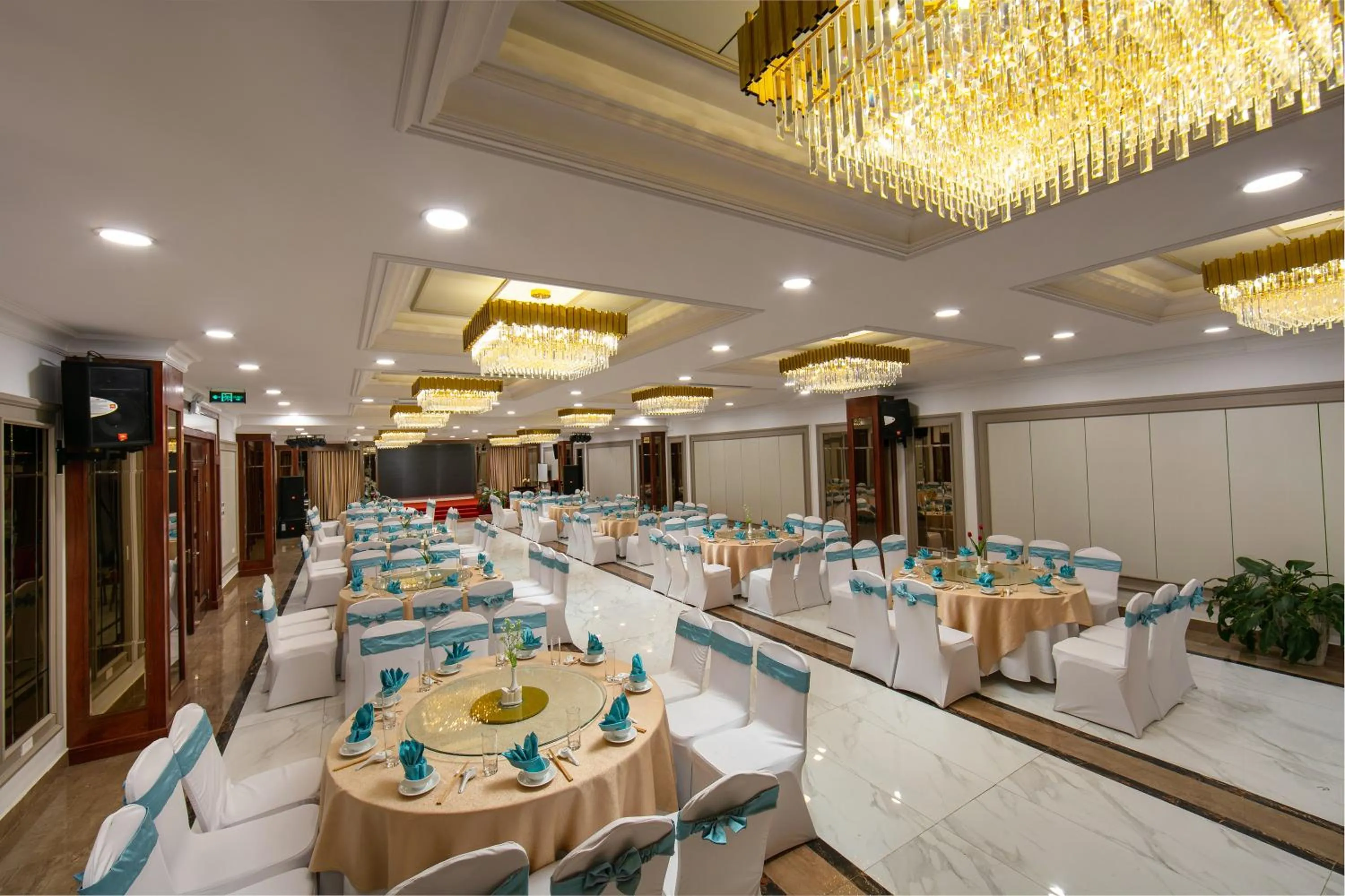 Meeting/conference room in Bamboo Sapa Hotel