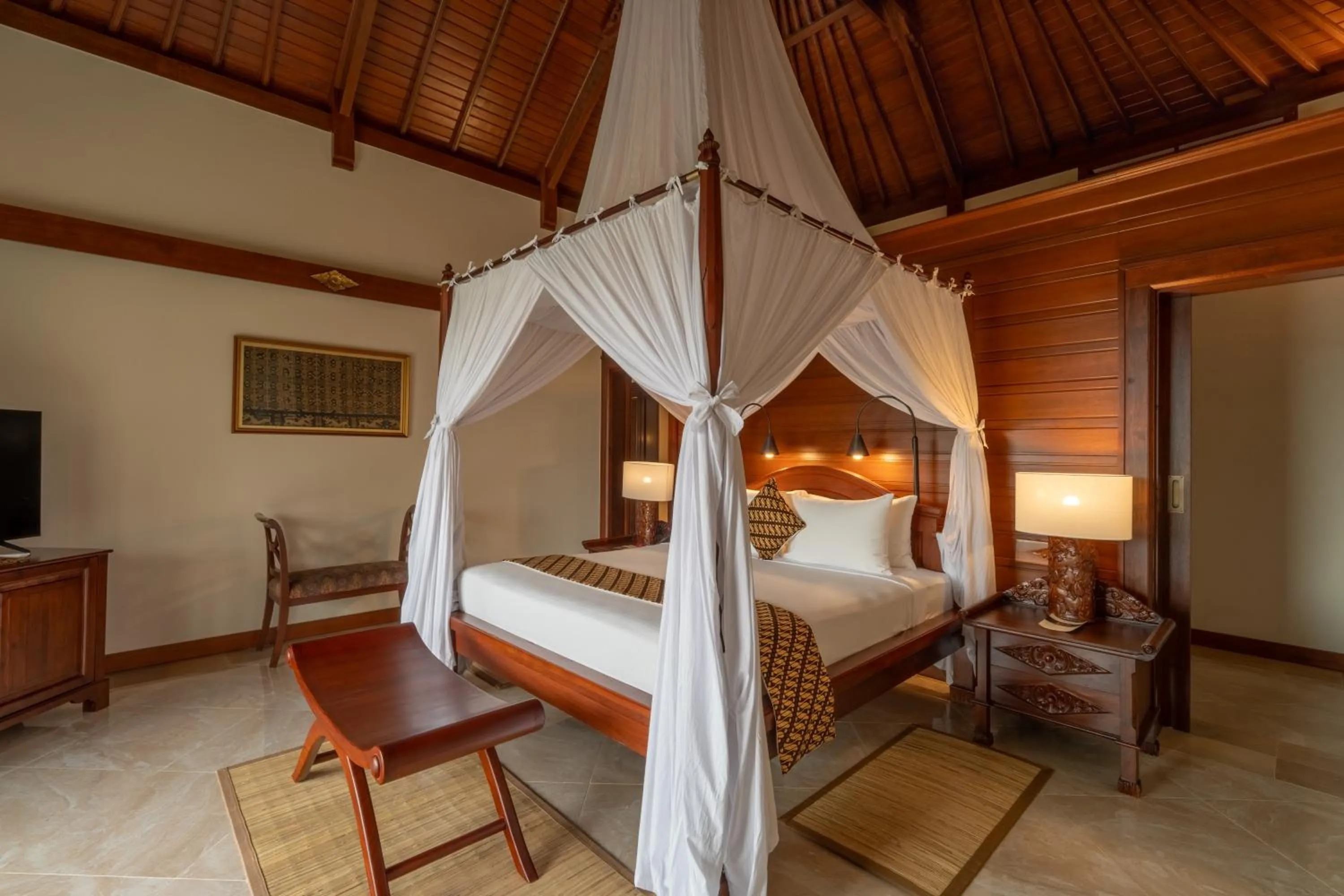 Bed in Puri Wulandari A Boutique Resort & Spa