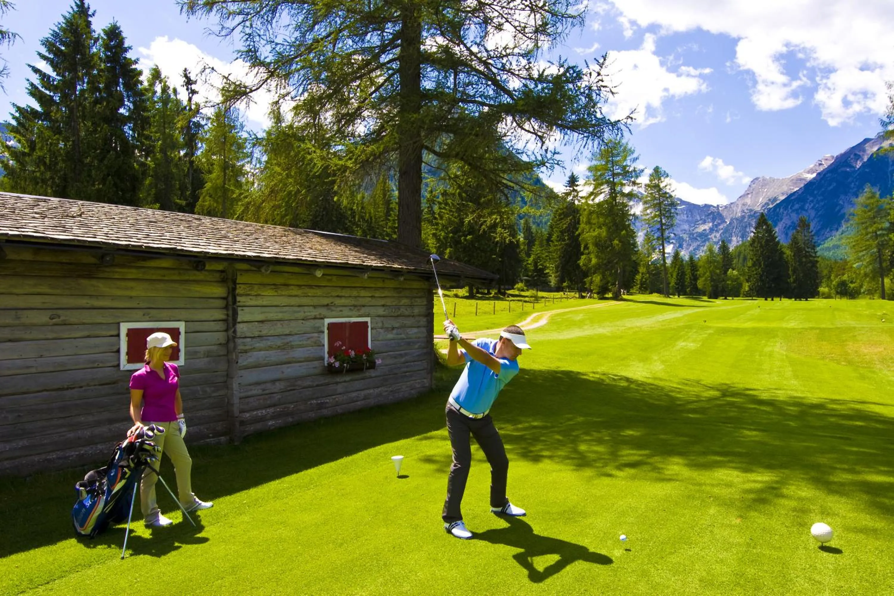 Golfcourse in Hotel Garni Berghof