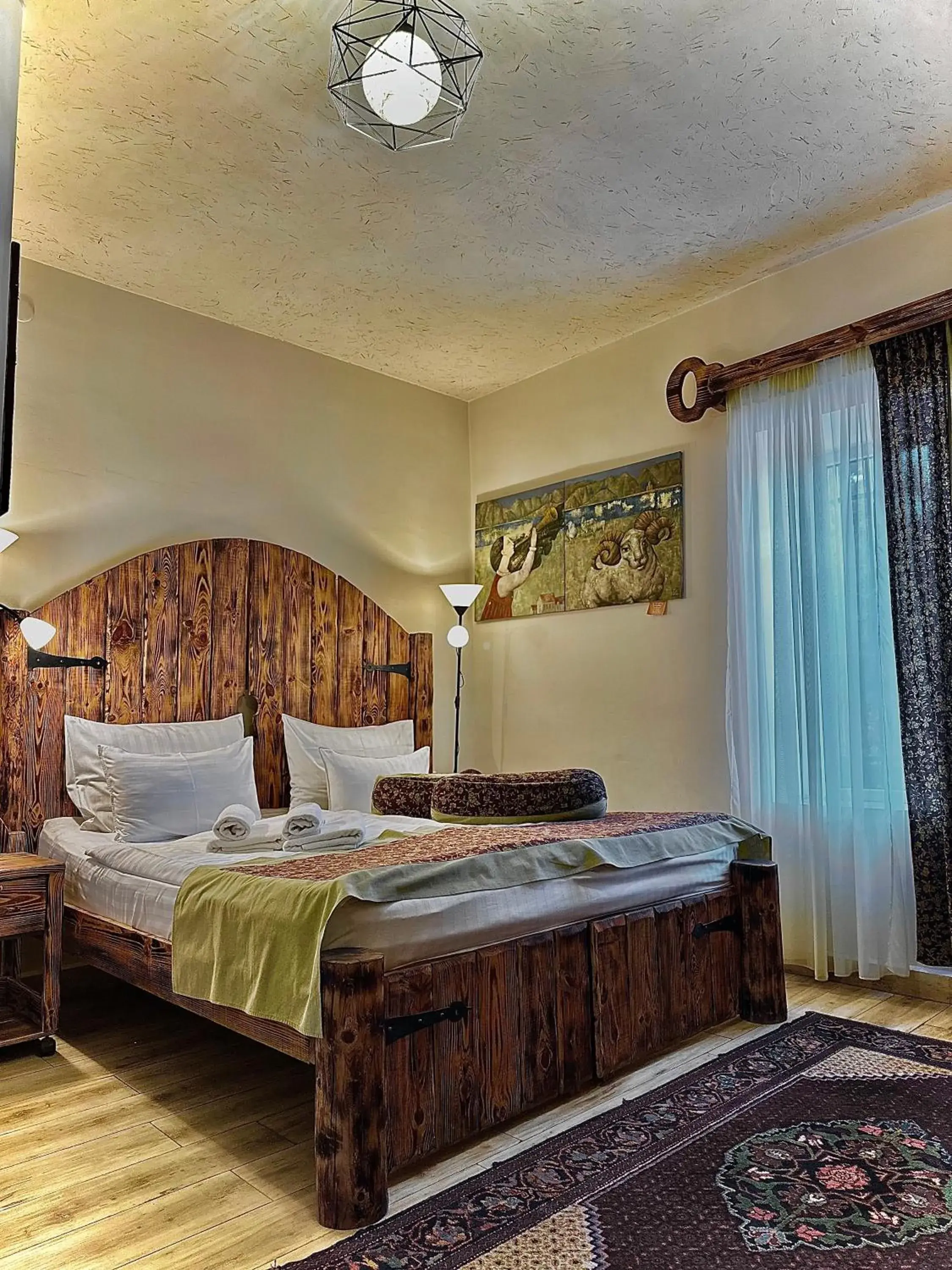 Double or Twin Room with Bathroom - single occupancy in Machanents Art Hotel Double or Twin Room with Bathroom - single occupancy in Machanents Art Hotel