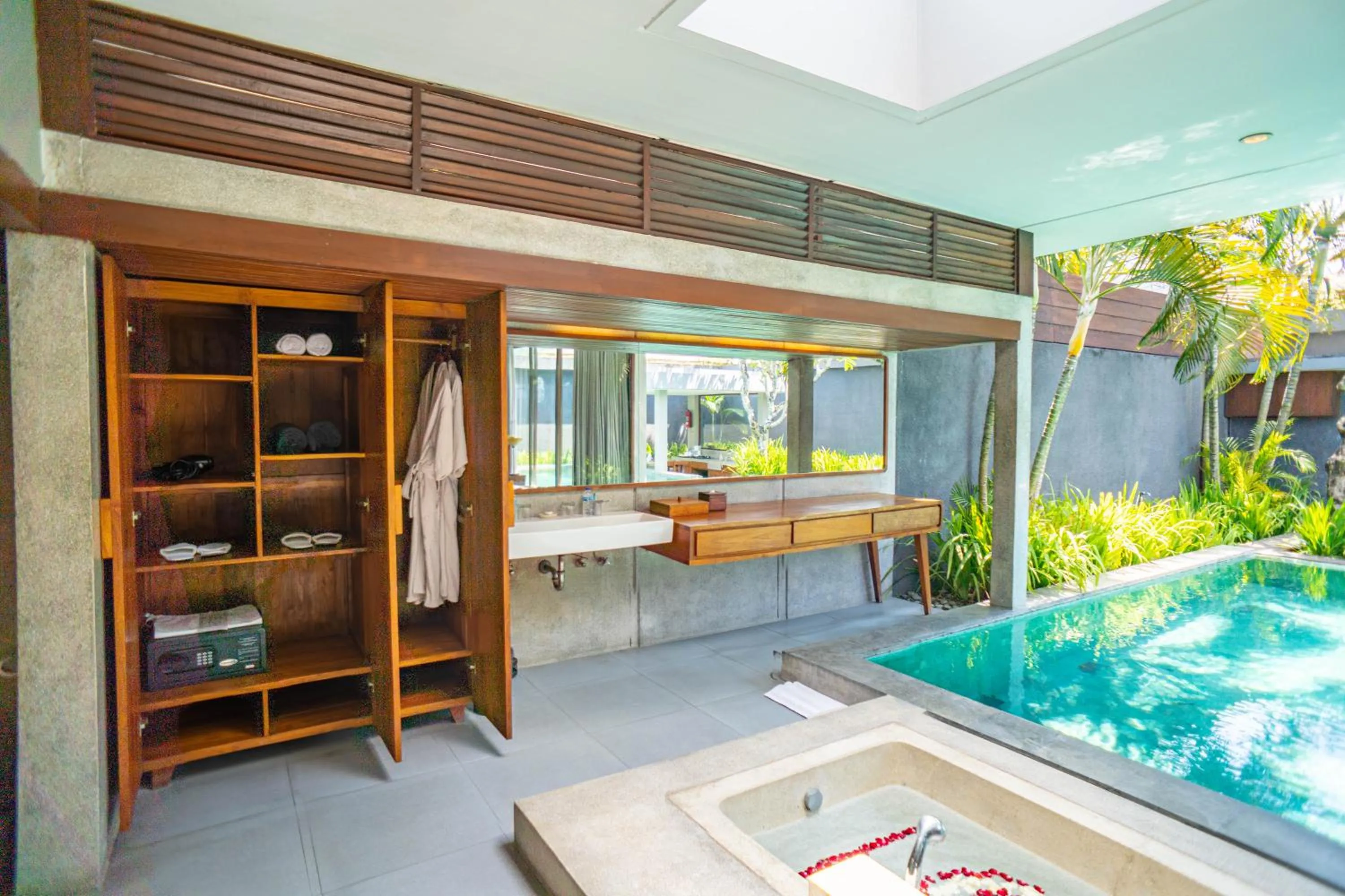 Bathroom in Ziva a Boutique Villa