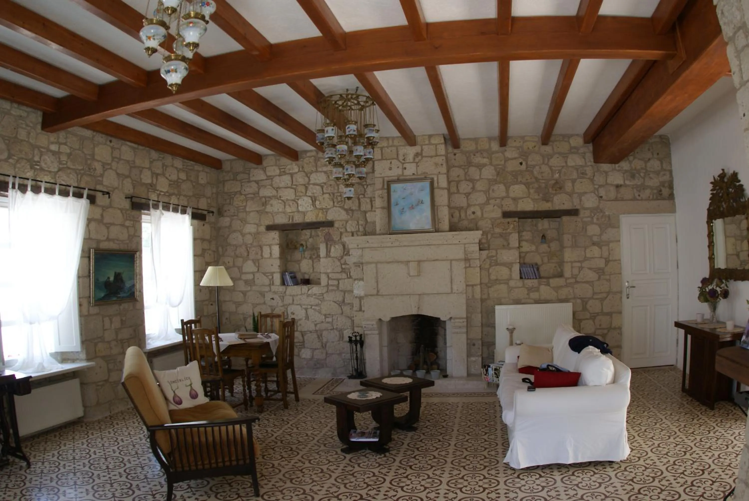 Lobby or reception in Incirliev - Special Category