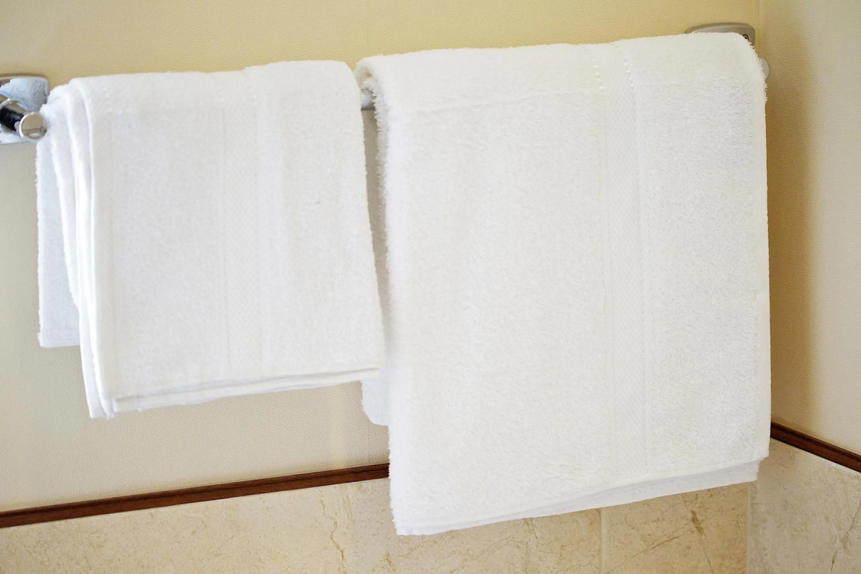 towels in Gold Apartments